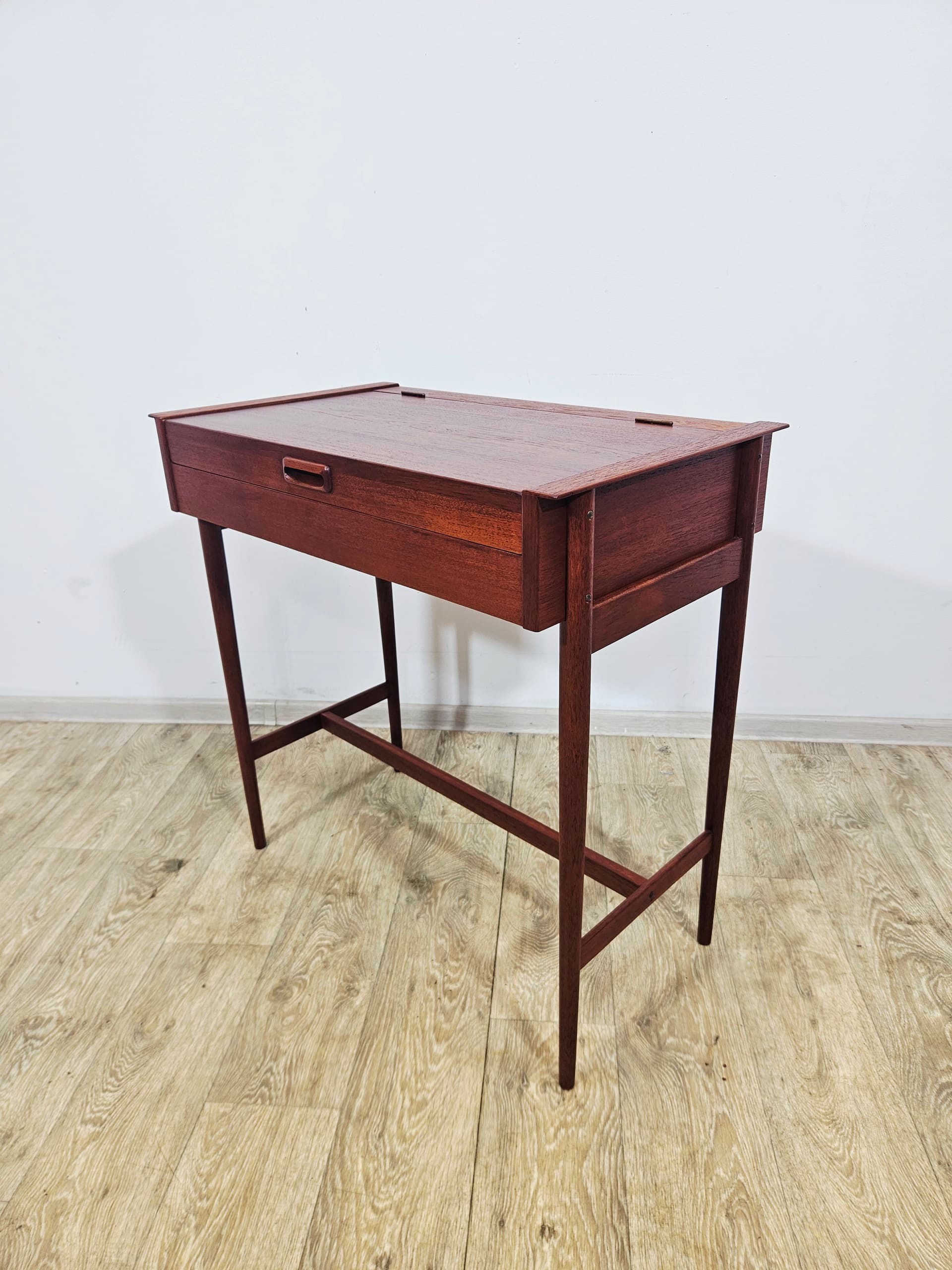 Scandinavian vintage dressing table, brown teak, Denmark, 1960s - 343982