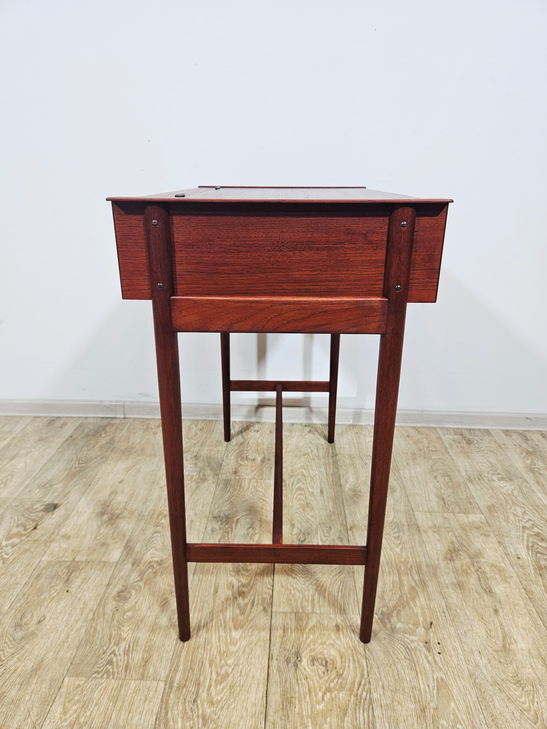 Scandinavian vintage dressing table, brown teak, Denmark, 1960s - 343984