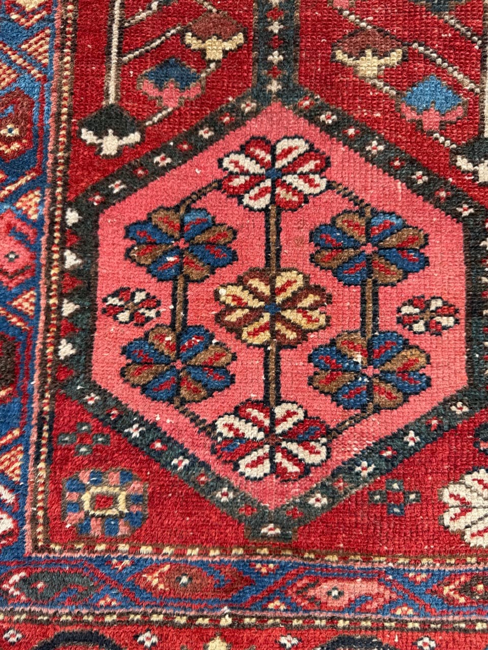 Rug Hamadan 220x135 cm, wool, Iran, 19th c. - 344642