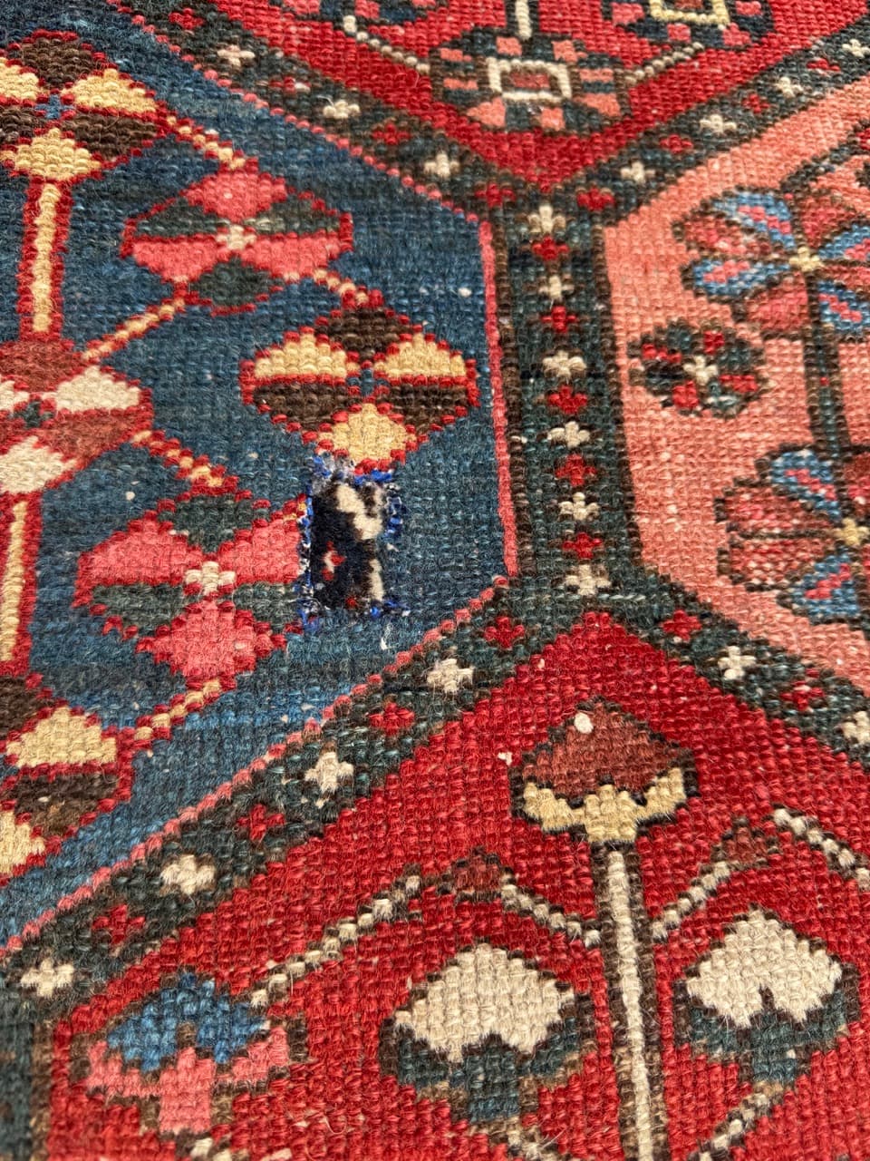 Rug Hamadan 220x135 cm, wool, Iran, 19th c. - 344641