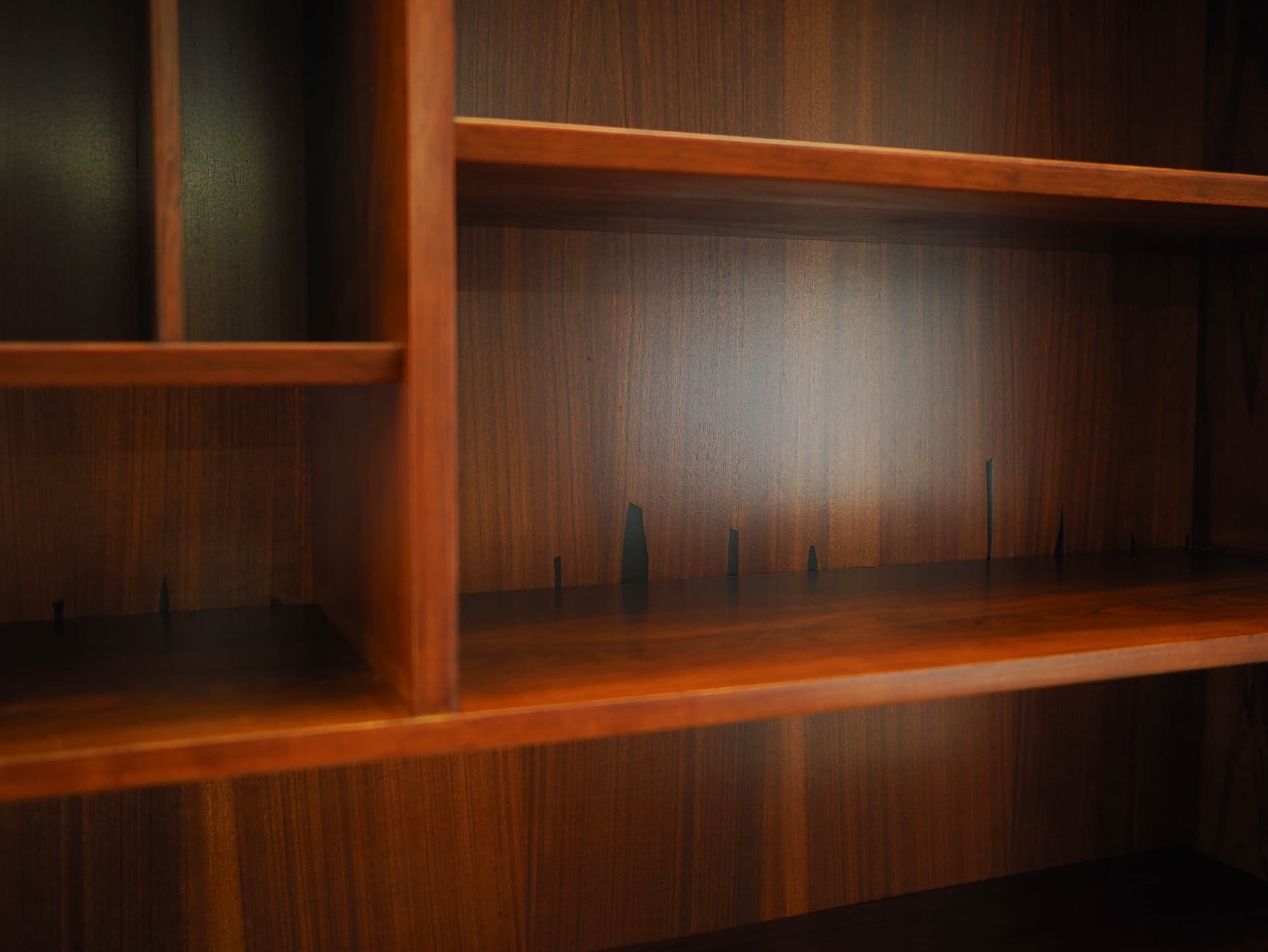 Bookcase, brown rosewood, Hundevad&Co., Denmark, 1970s. - 344679