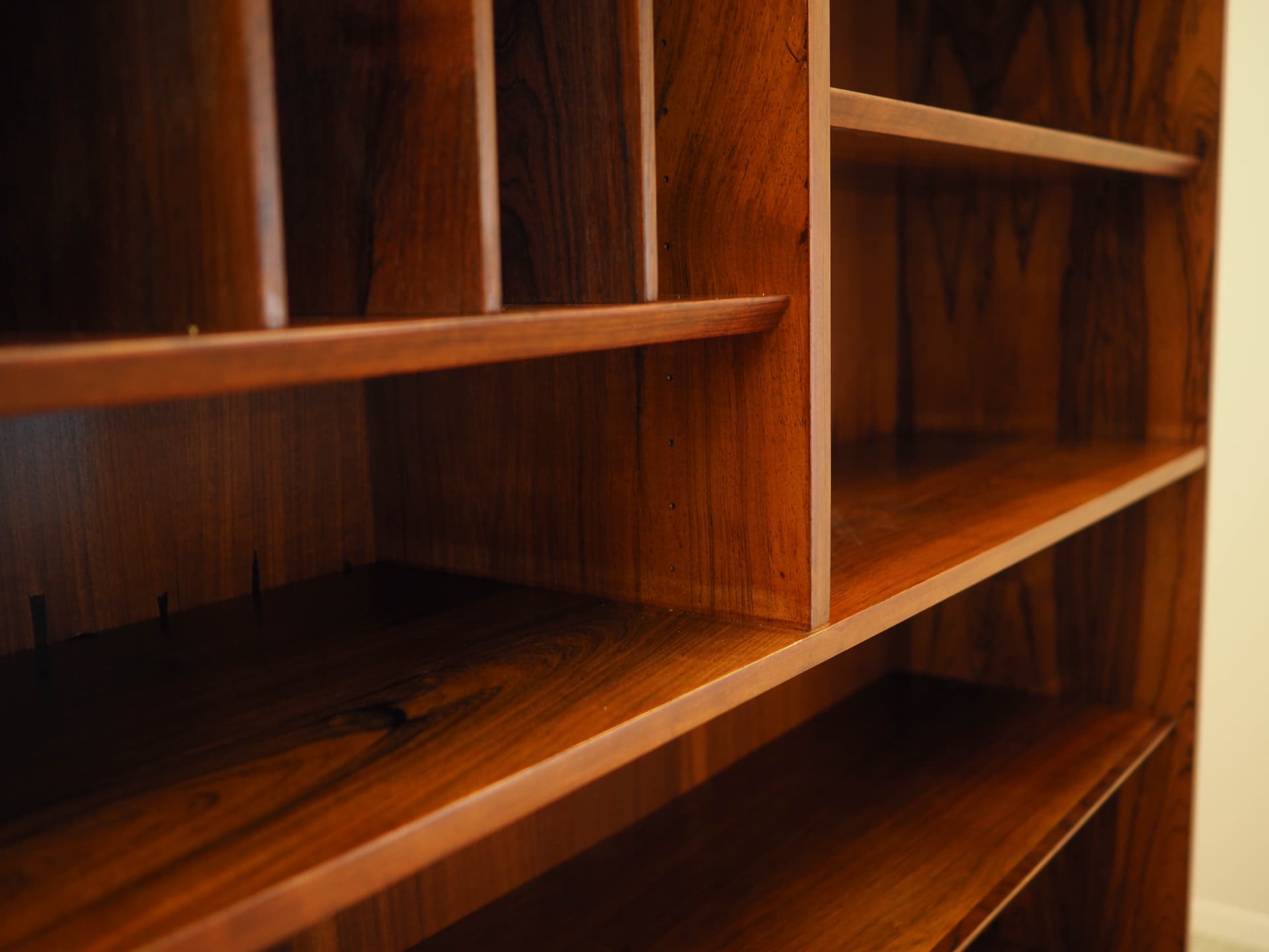 Bookcase, brown rosewood, Hundevad&Co., Denmark, 1970s. - 344682