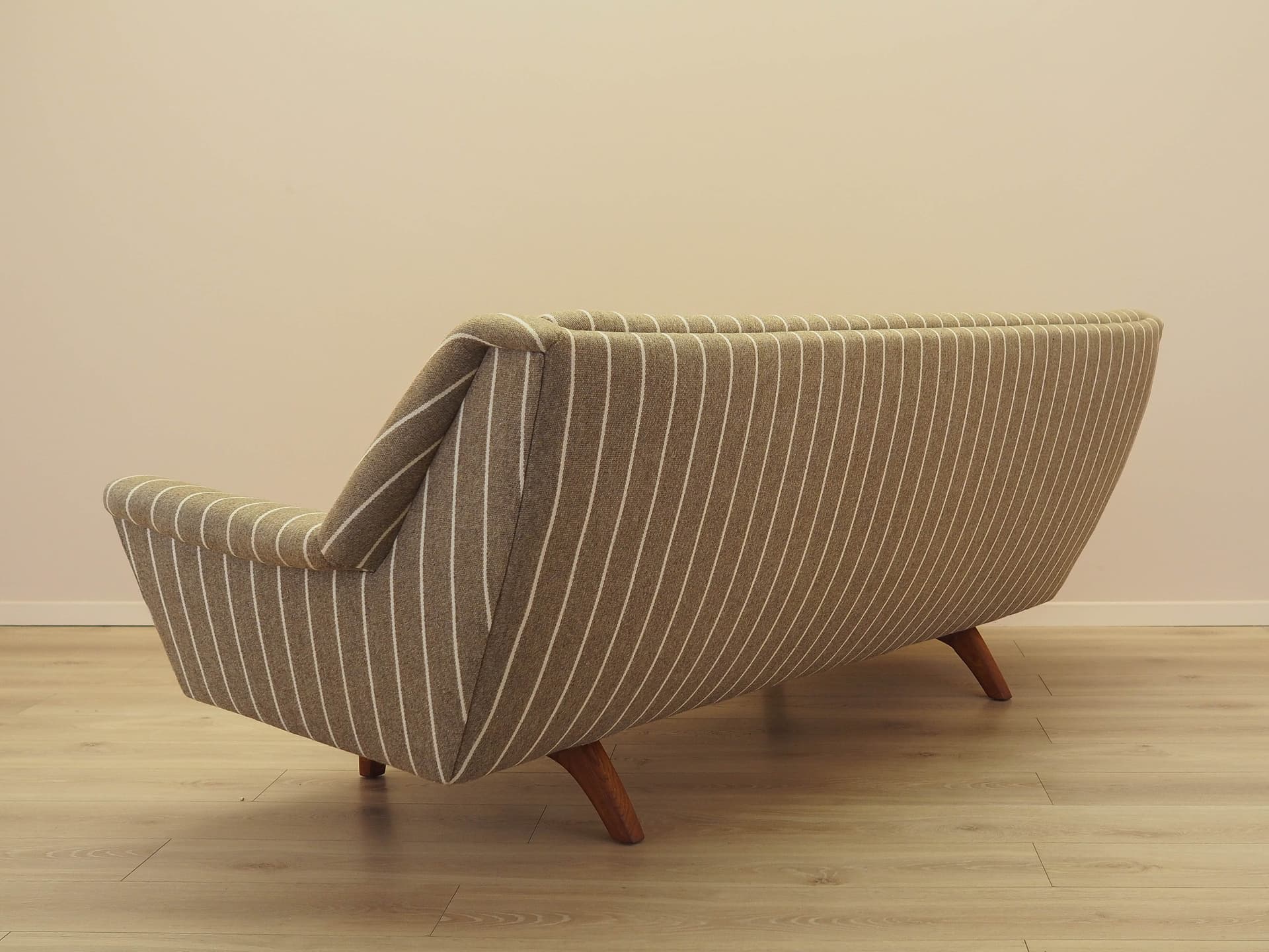Sofa, beige fabric, oak, Denmark, 1970s. - 344741