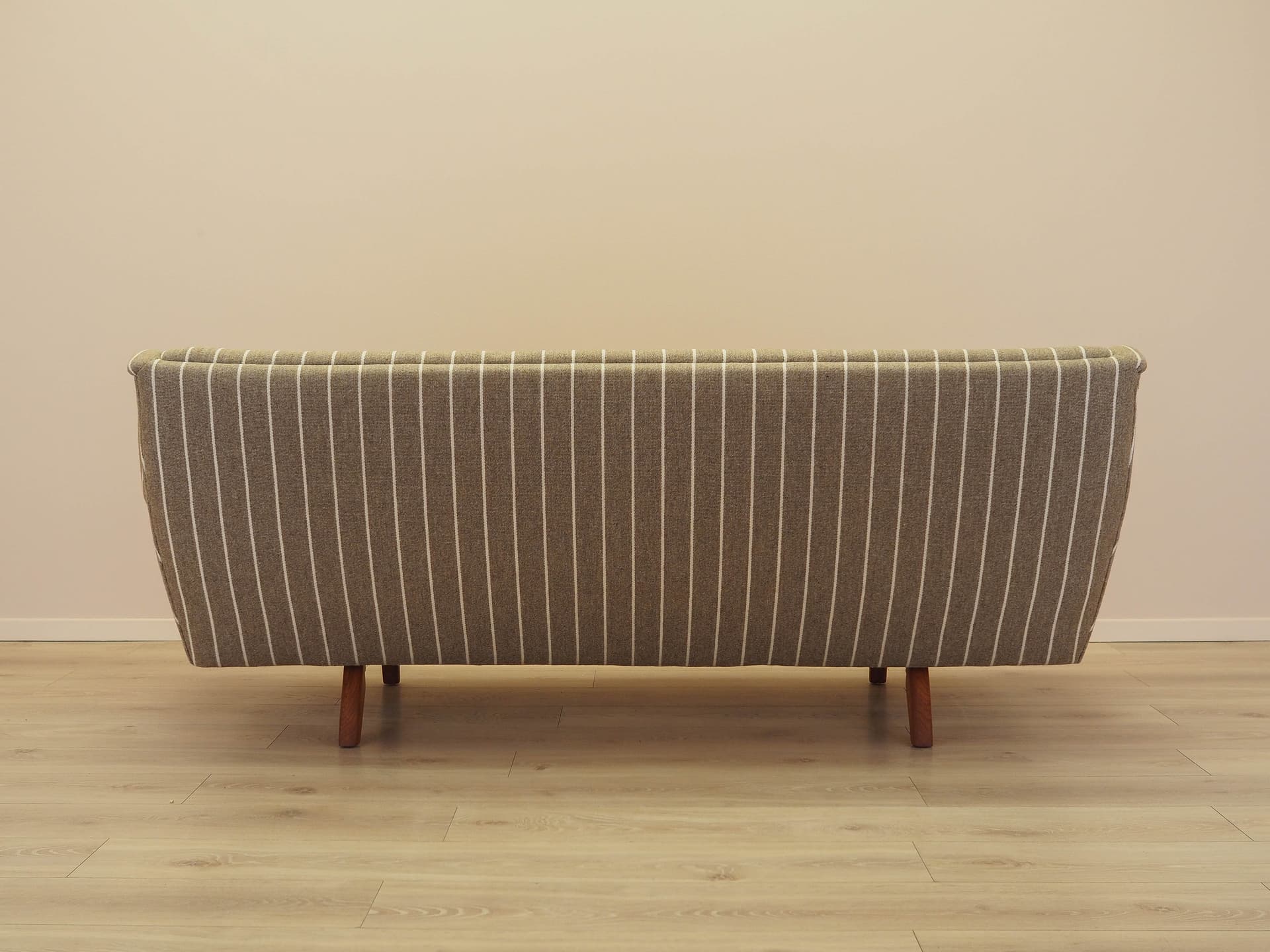 Sofa, beige fabric, oak, Denmark, 1970s. - 344740