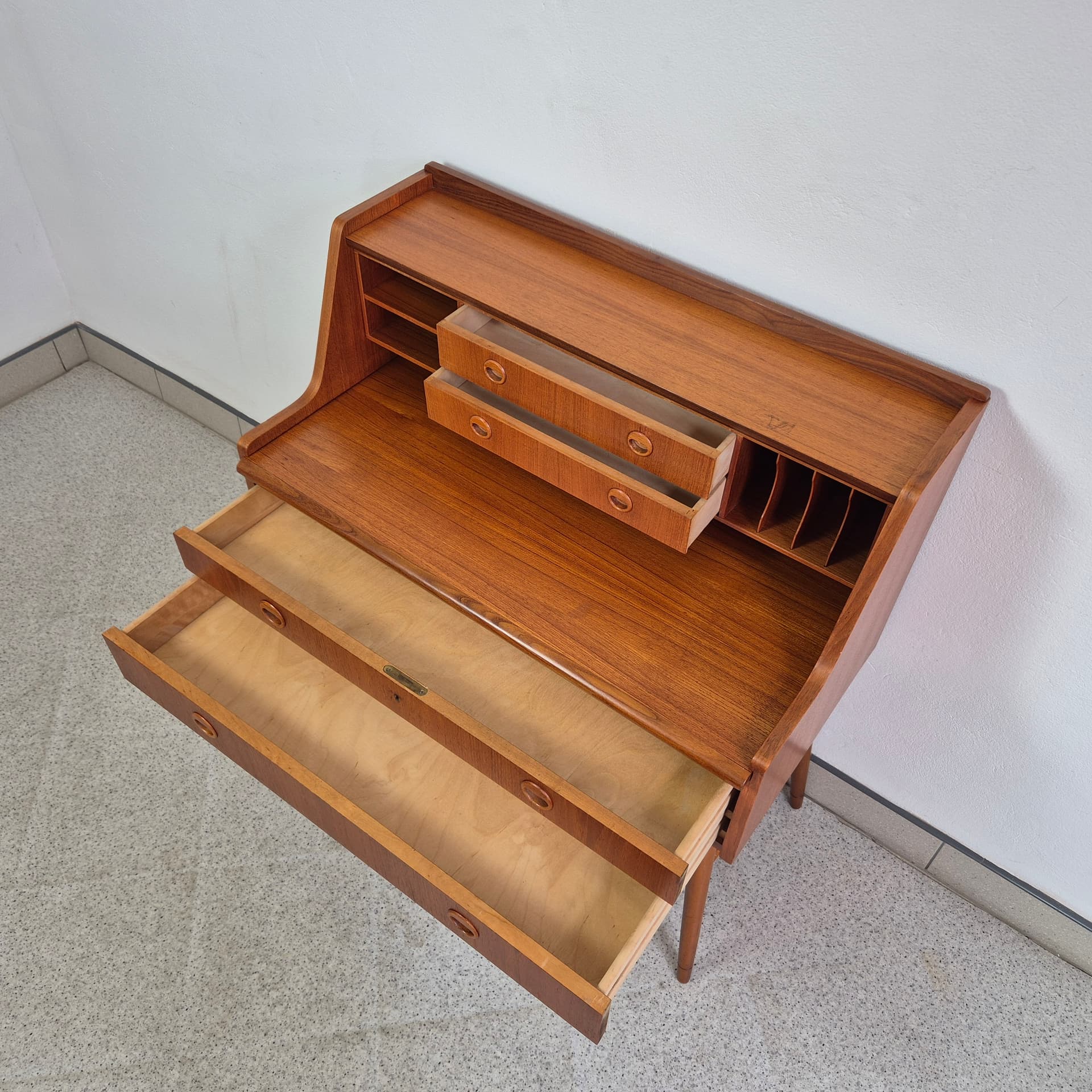 Secretary desk, brown teak, Bröderna Gustafssons, Sweden, 1960s. - 344883