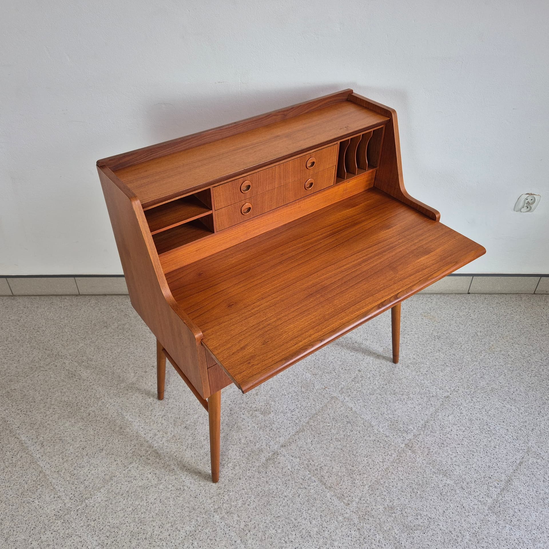 Secretary desk, brown teak, Bröderna Gustafssons, Sweden, 1960s. - 344882