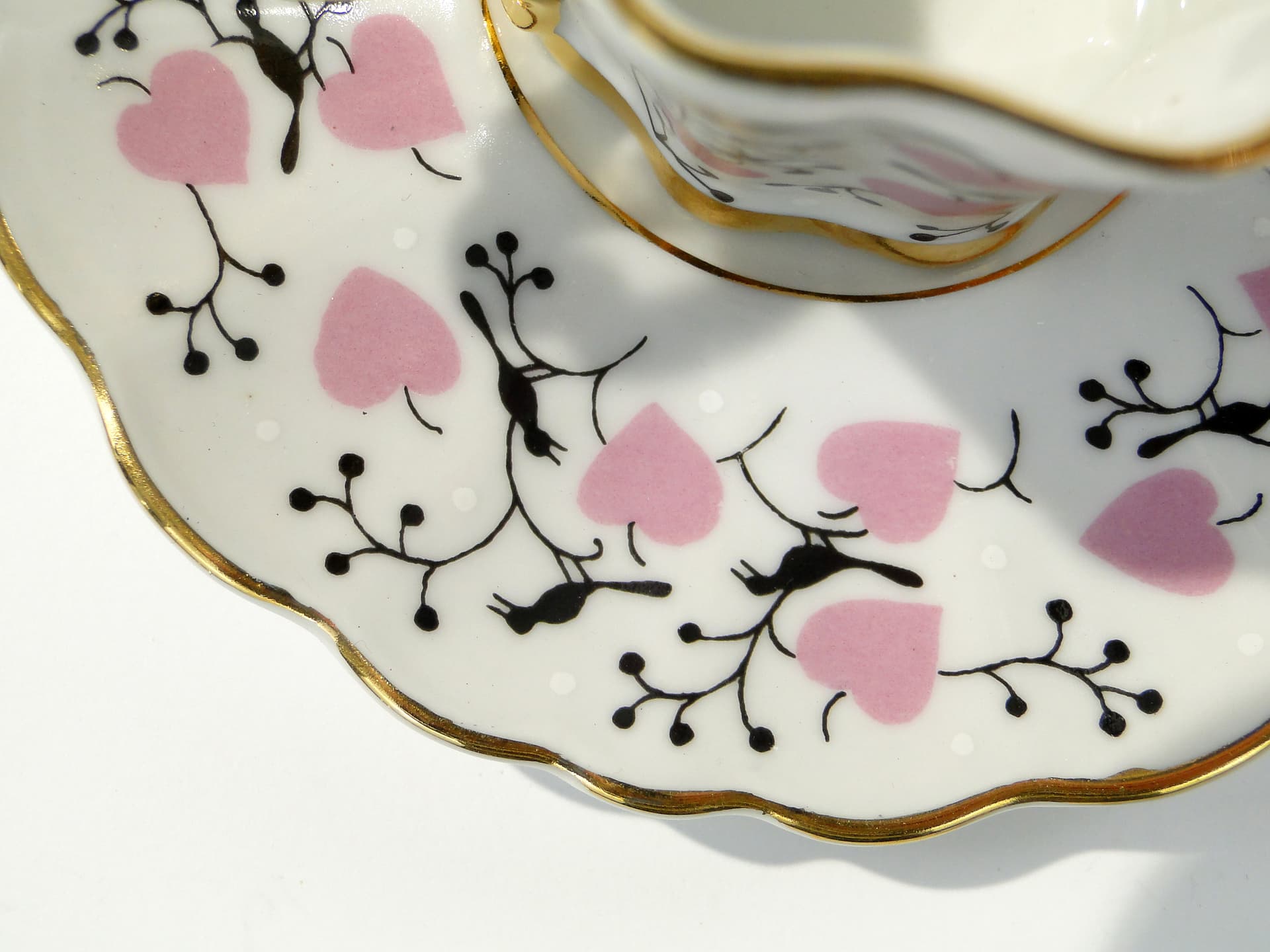 Filiżanka i spodek, biała porcelana, złocenie, Czechosłowacja, lata 50. - 345149