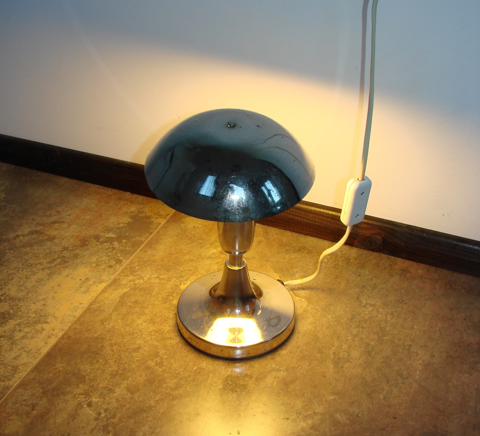 Table Lamp Space Age, silver, chrome-plated steel, Poland, 1960s. - 345206