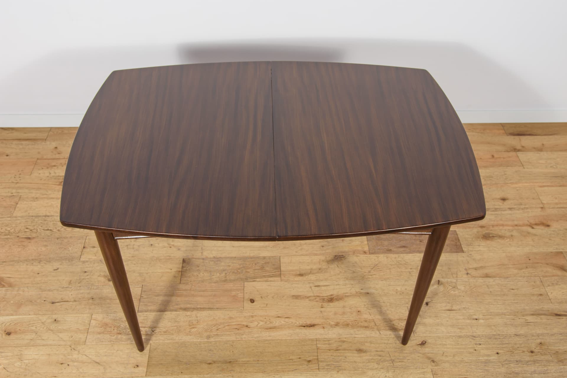 Extendable Table, mahogany brown, mahogany, White & Newton, United Kingdom, 1960s. - 345272