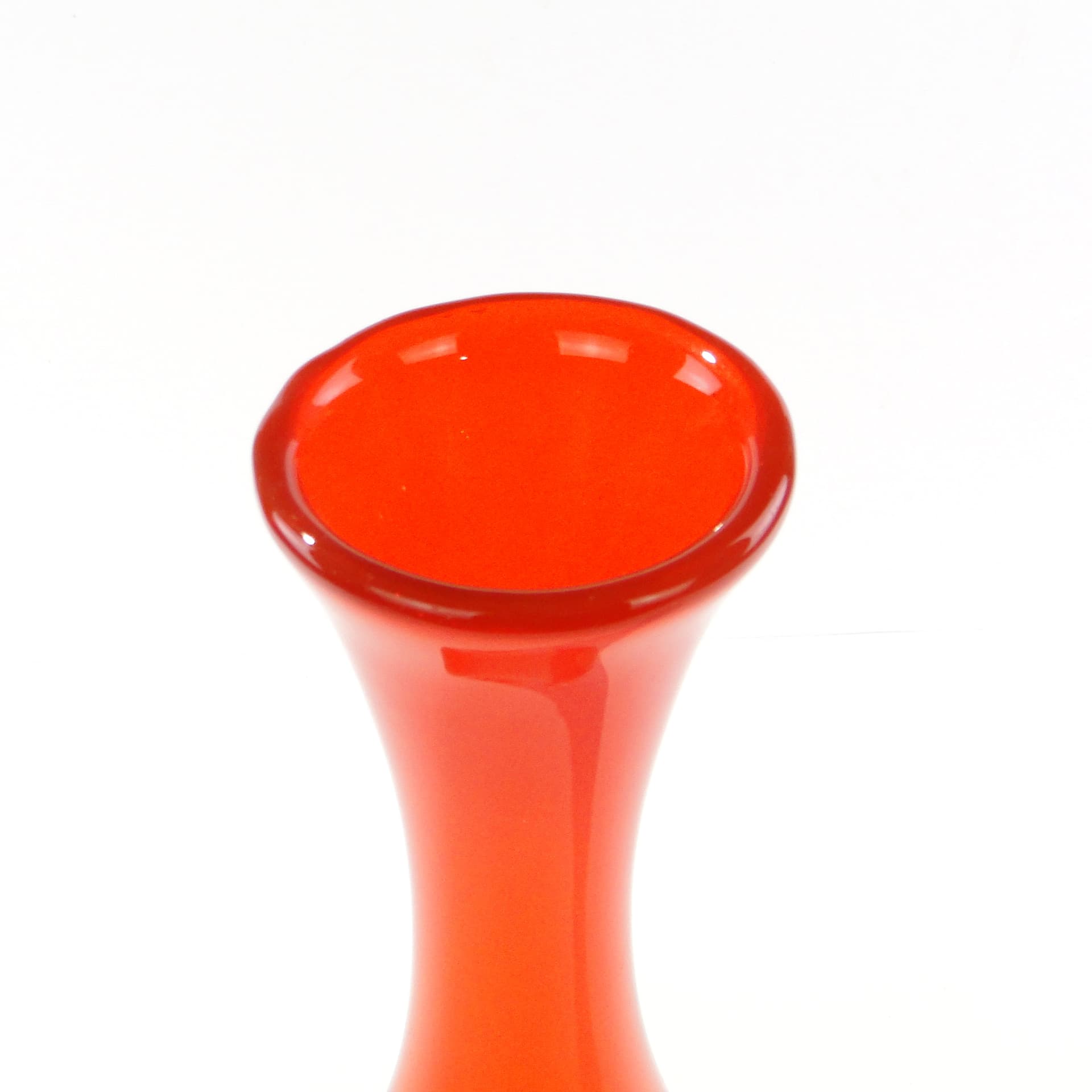 Vase, orange-red, soda-lime glass, by T. Szymański, Poland, 1960s. - 345350