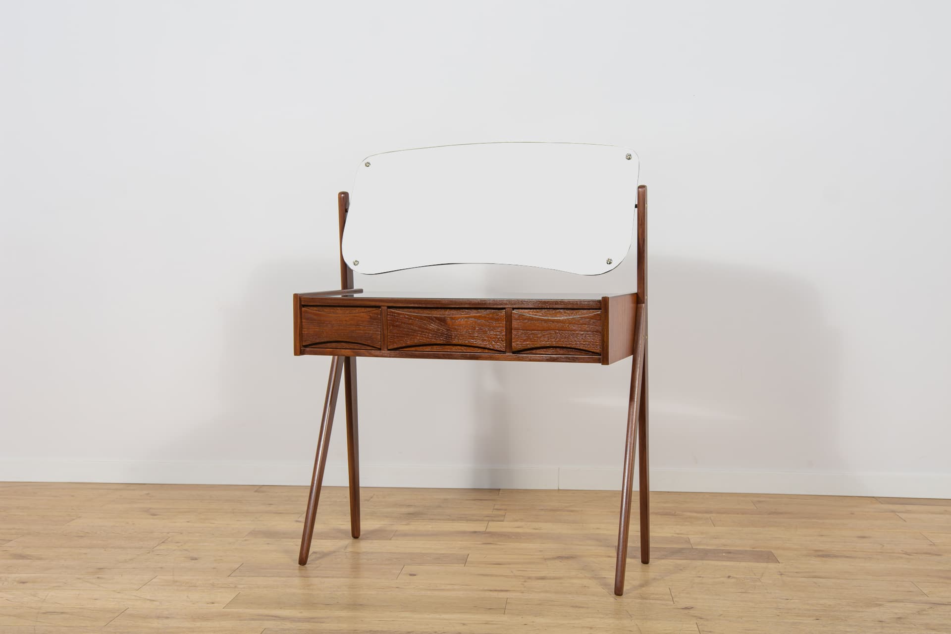 Dressing table, brown teak, black glass, by A. Vodder, Denmark, 1960s. - 345394