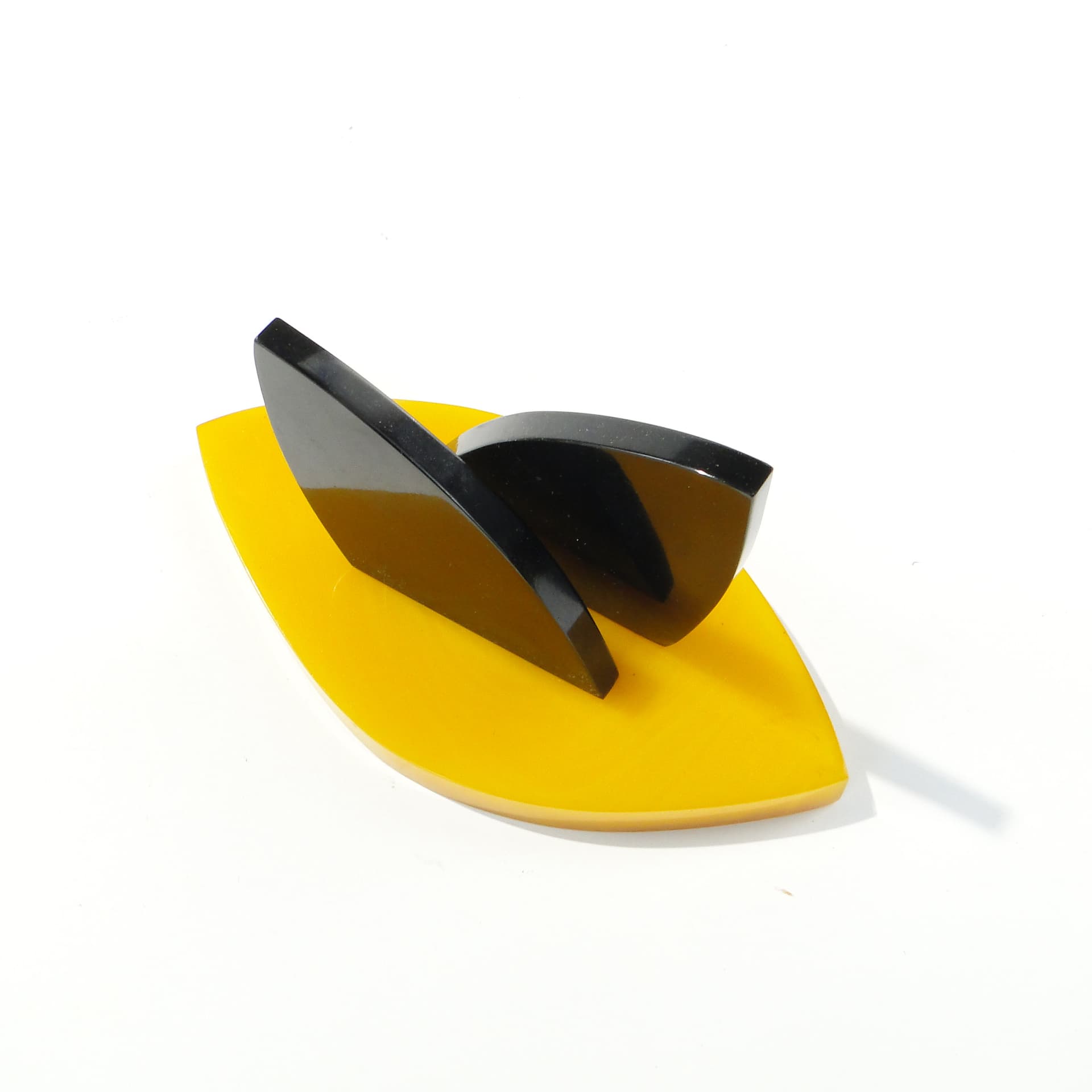 Napkin holder, Art Deco, black yellow bakelite, Western Europe, 1920s. - 345877
