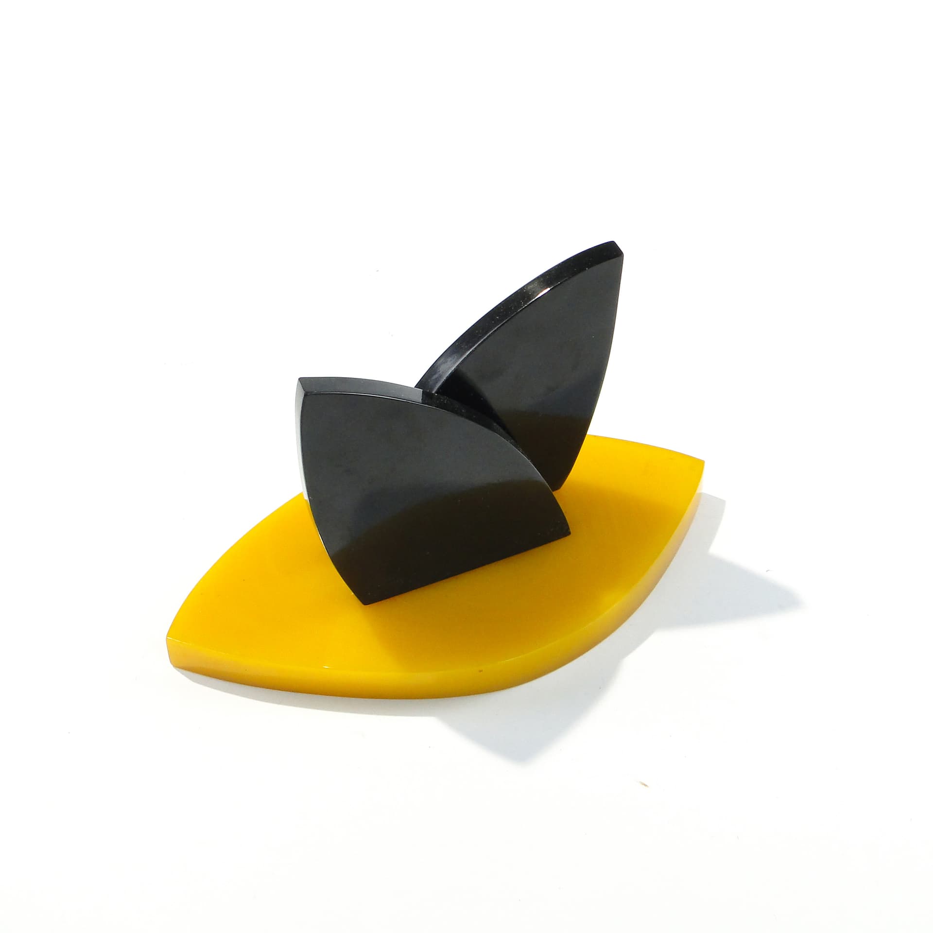 Napkin holder, Art Deco, black yellow bakelite, Western Europe, 1920s. - 345879