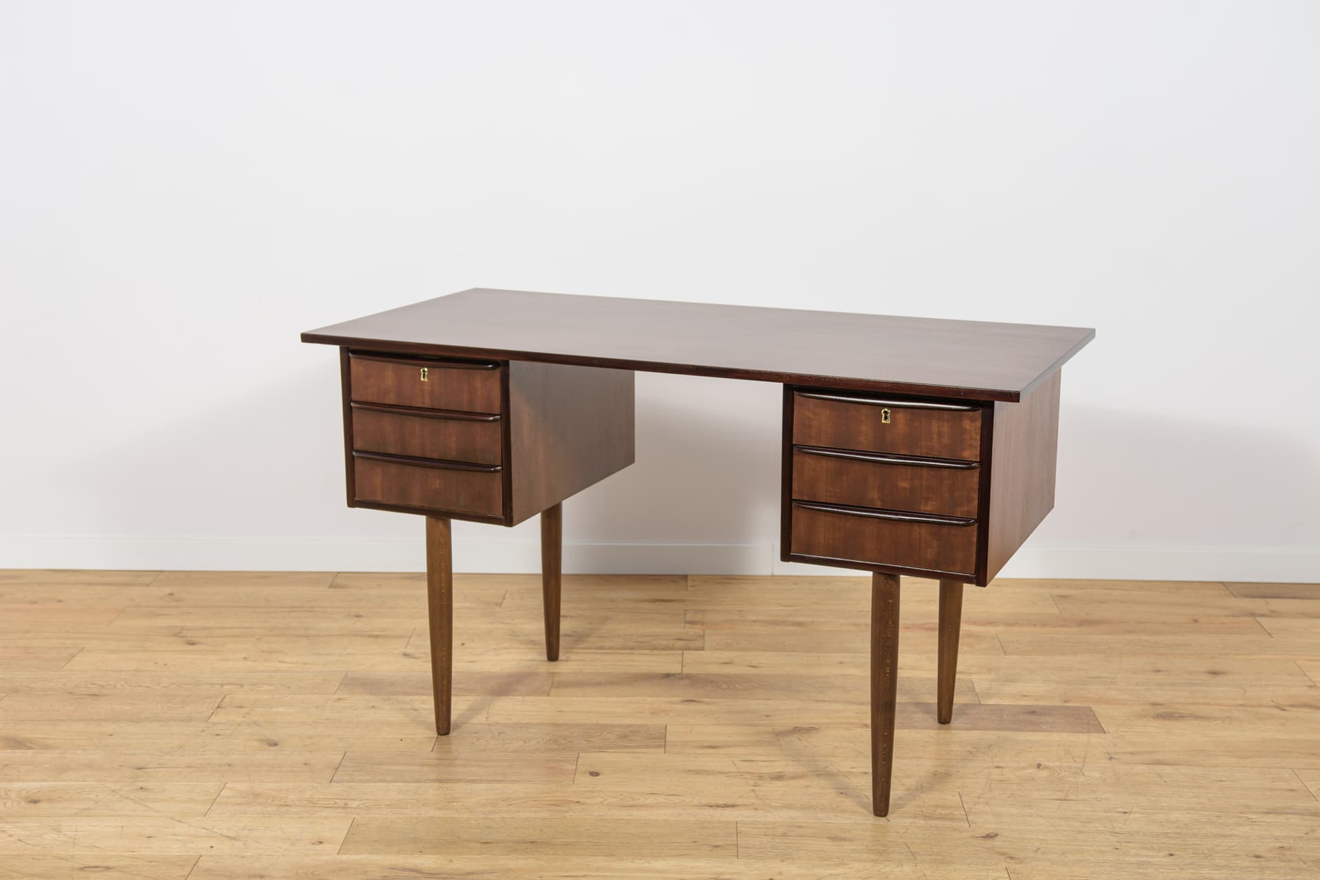 Freestanding desk, brown teak mahogany, Denmark, 1960s. - 345893