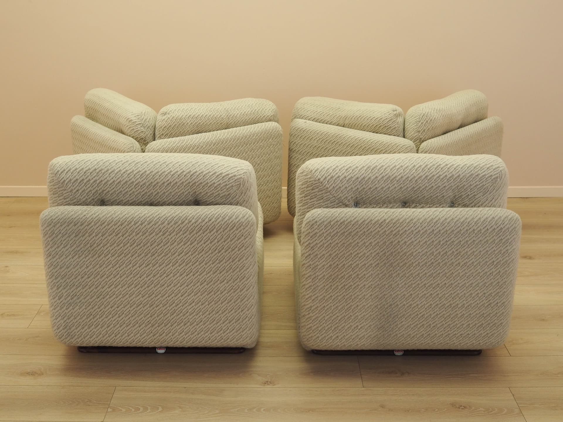 Modular Sofa Kiitos, beige fabric, by T. Ammannati & G. Vitelli, Rossi di Albizzate, Italy, 1970s. - 345970