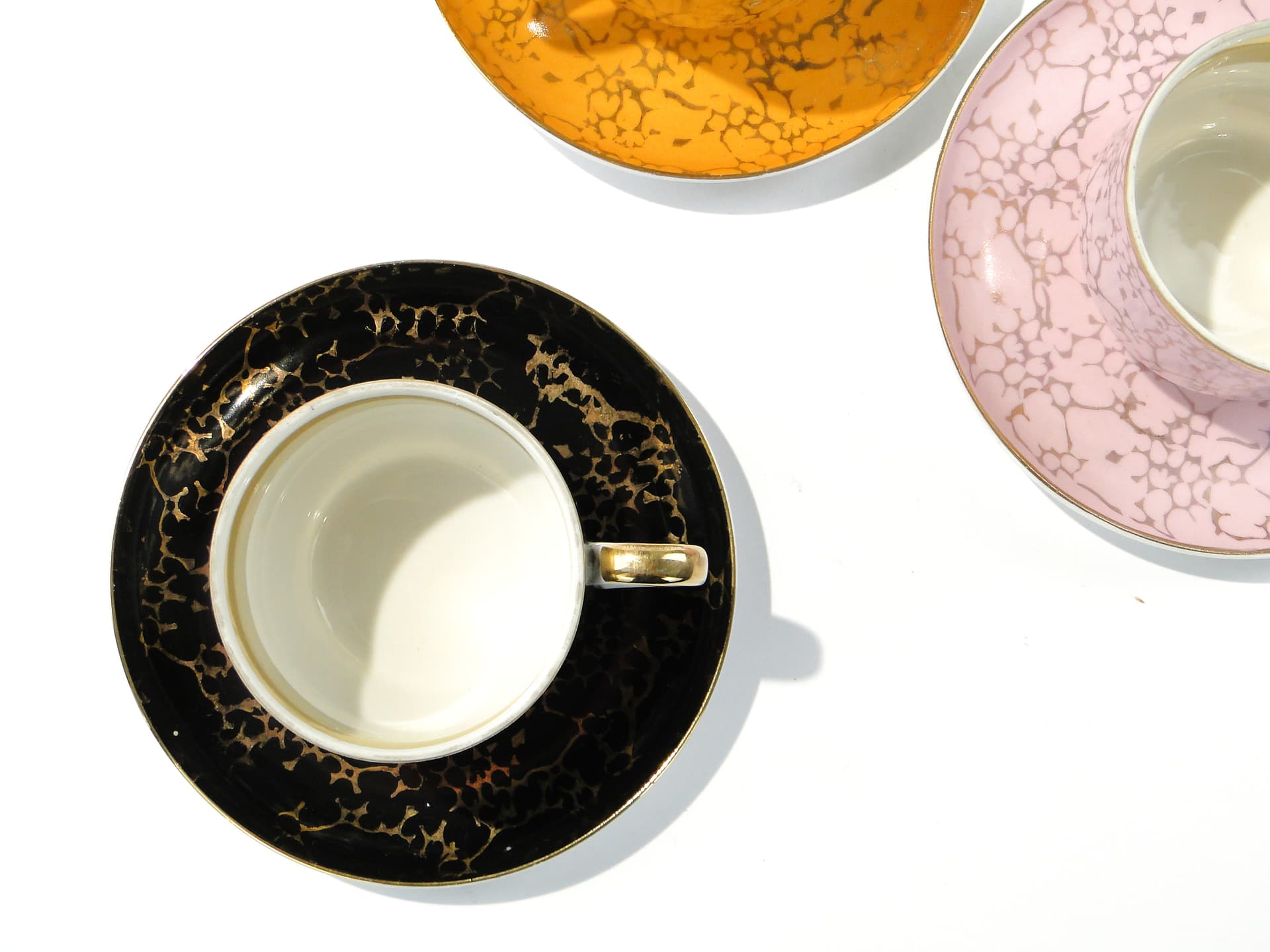 Cup Ada, pink, gold-plated porcelain, by W. Potacki, Ćmielów, Poland, 1960s. - 346019