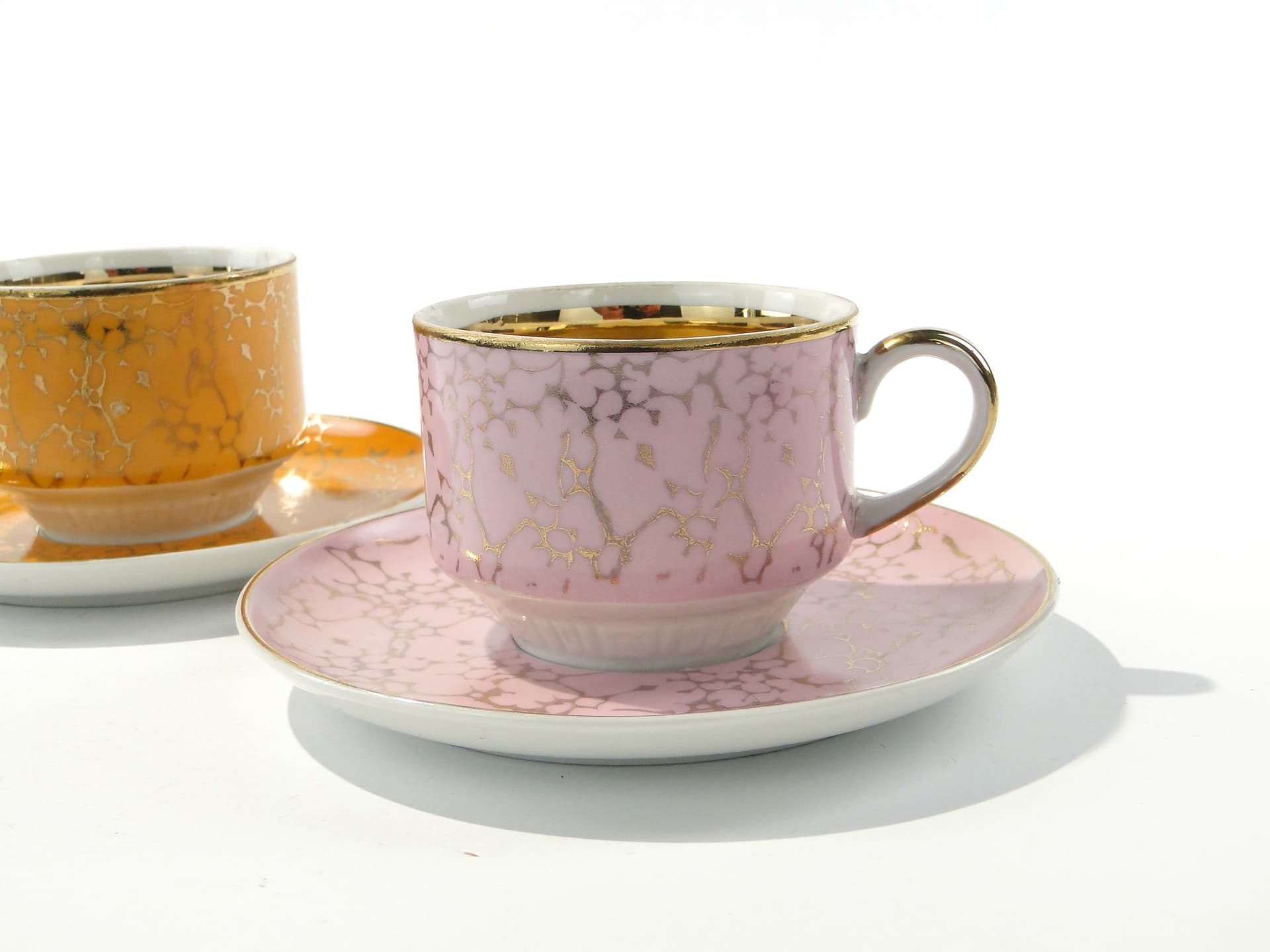 Cup Ada, pink, gold-plated porcelain, by W. Potacki, Ćmielów, Poland, 1960s. - 346018