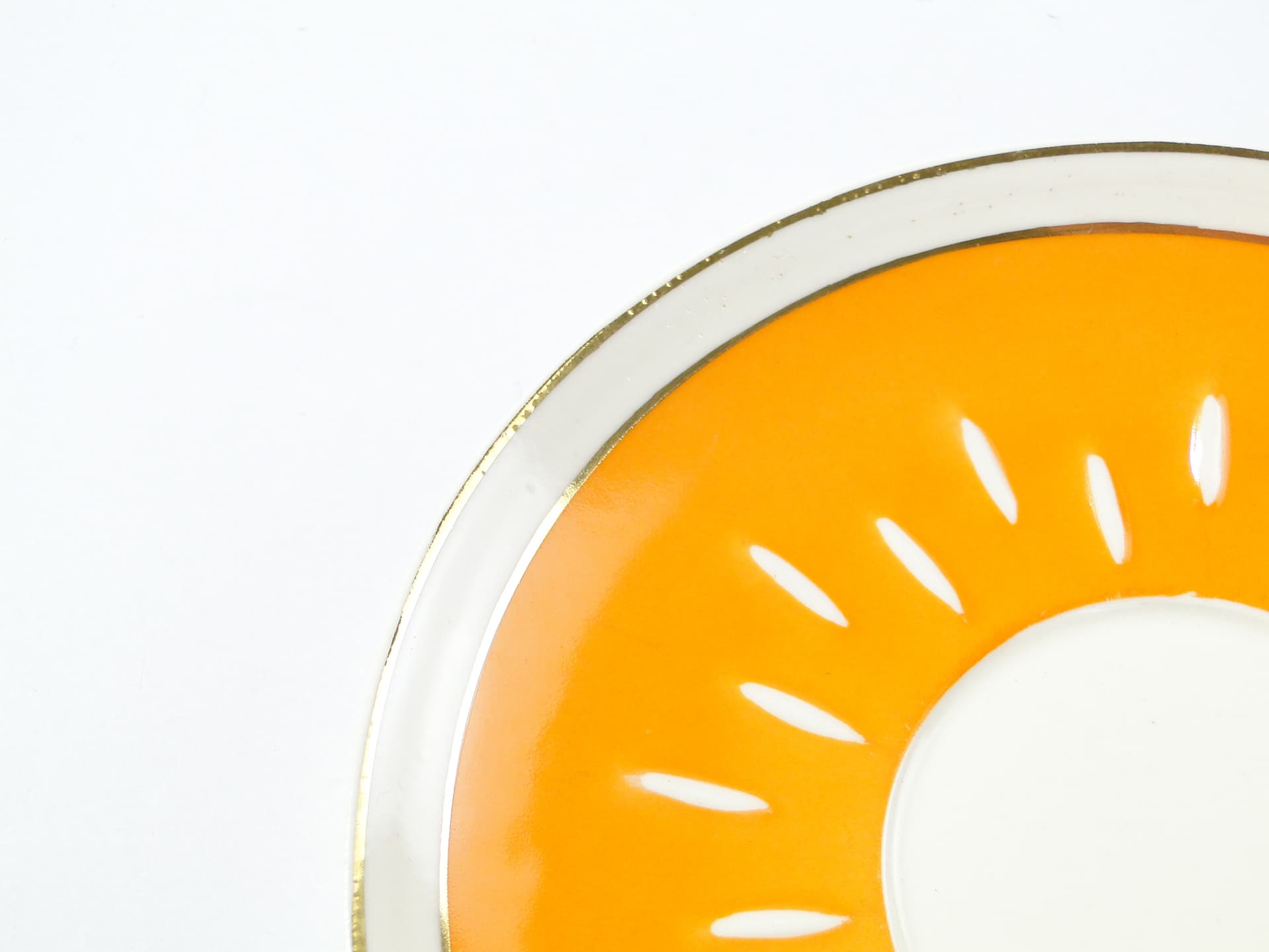 Saucer Ida, yellow white porcelain, gold, by W. Potacki, Ćmielów, Poland, 1960s. - 346100