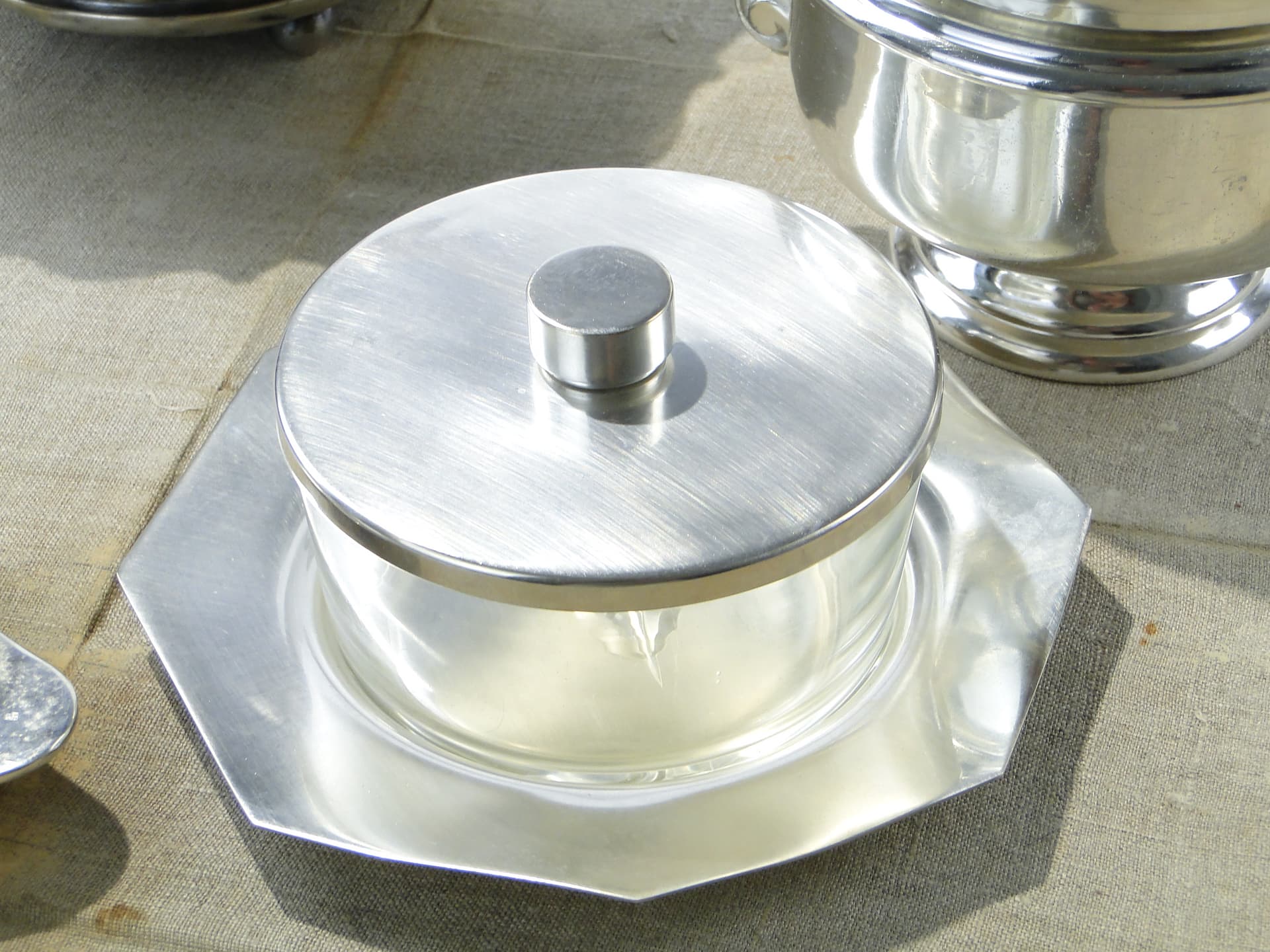 Butter dish Art Deco, silver, silver-plated brass, transparent glass, Bracia Henneberg, Poland, 1920s - 346107