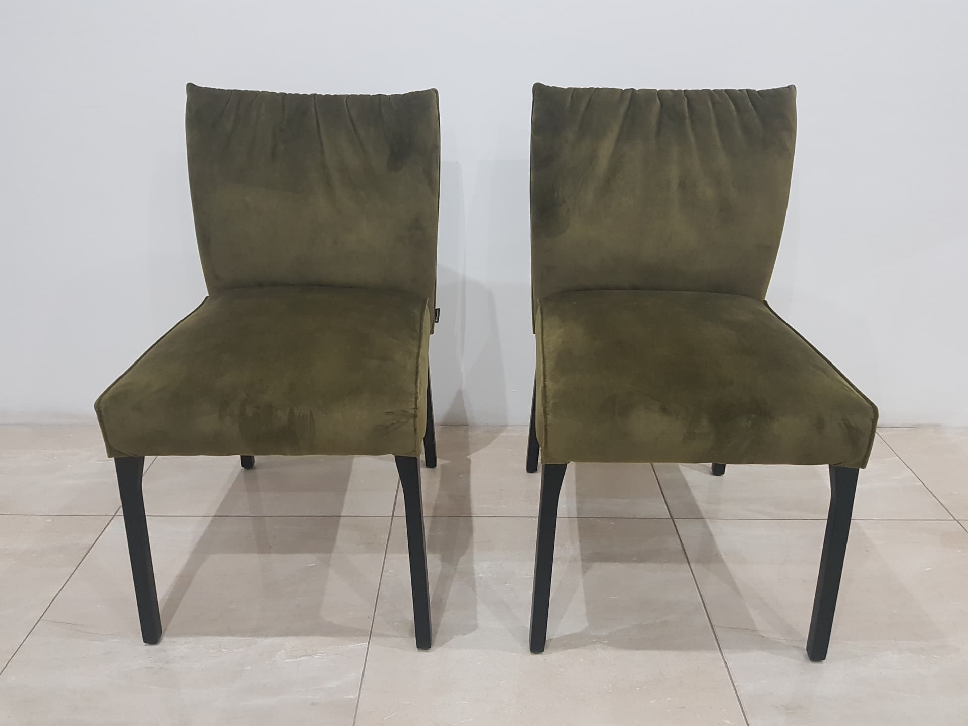 Pair of chairs, Musterring, green velvet, black steel, Musterring - 346111