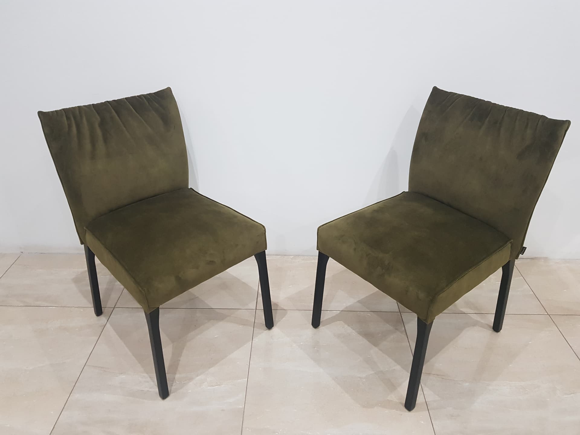 Pair of chairs, Musterring, green velvet, black steel, Musterring - 346117