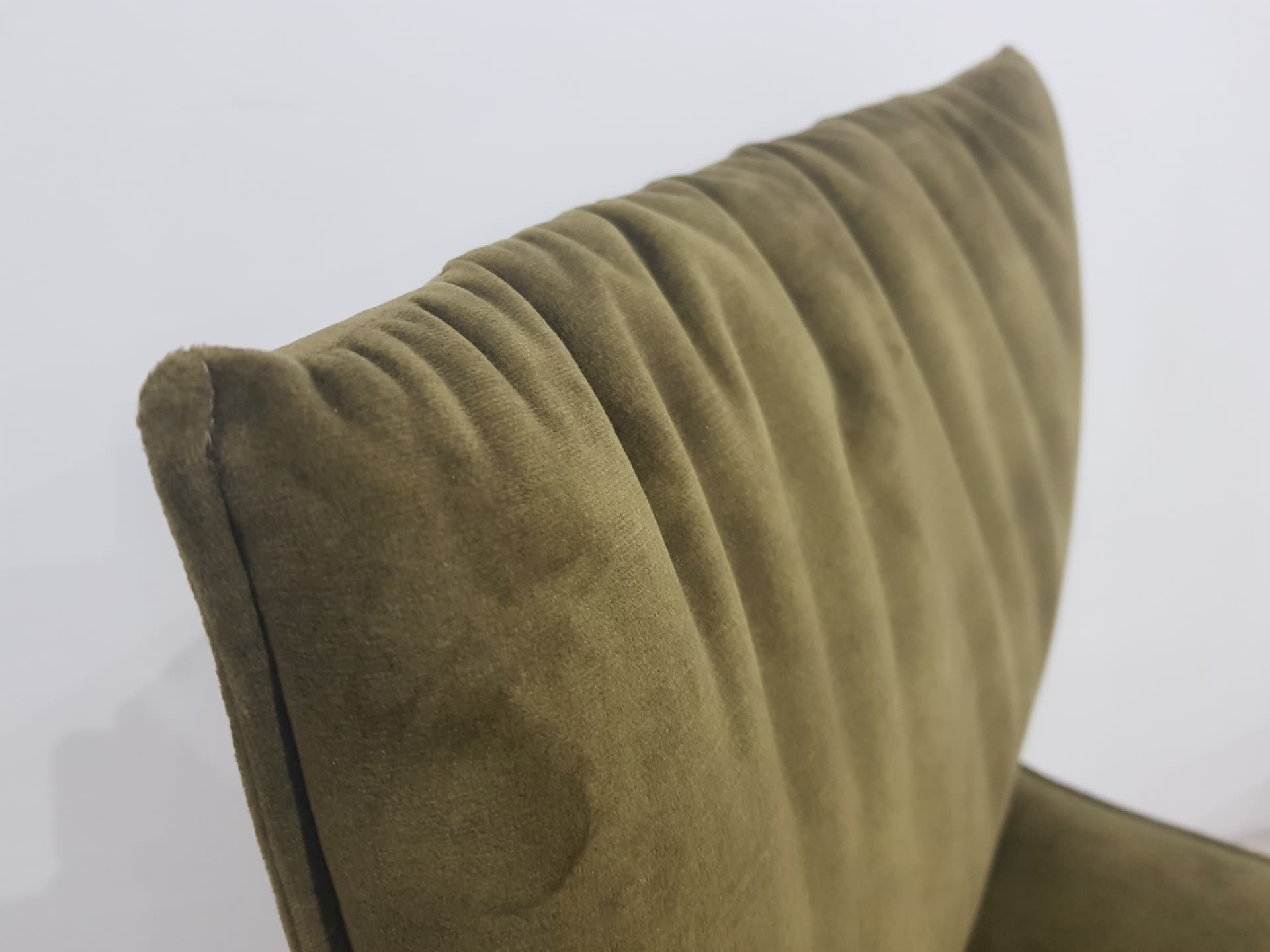Pair of chairs, Musterring, green velvet, black steel, Musterring - 346118