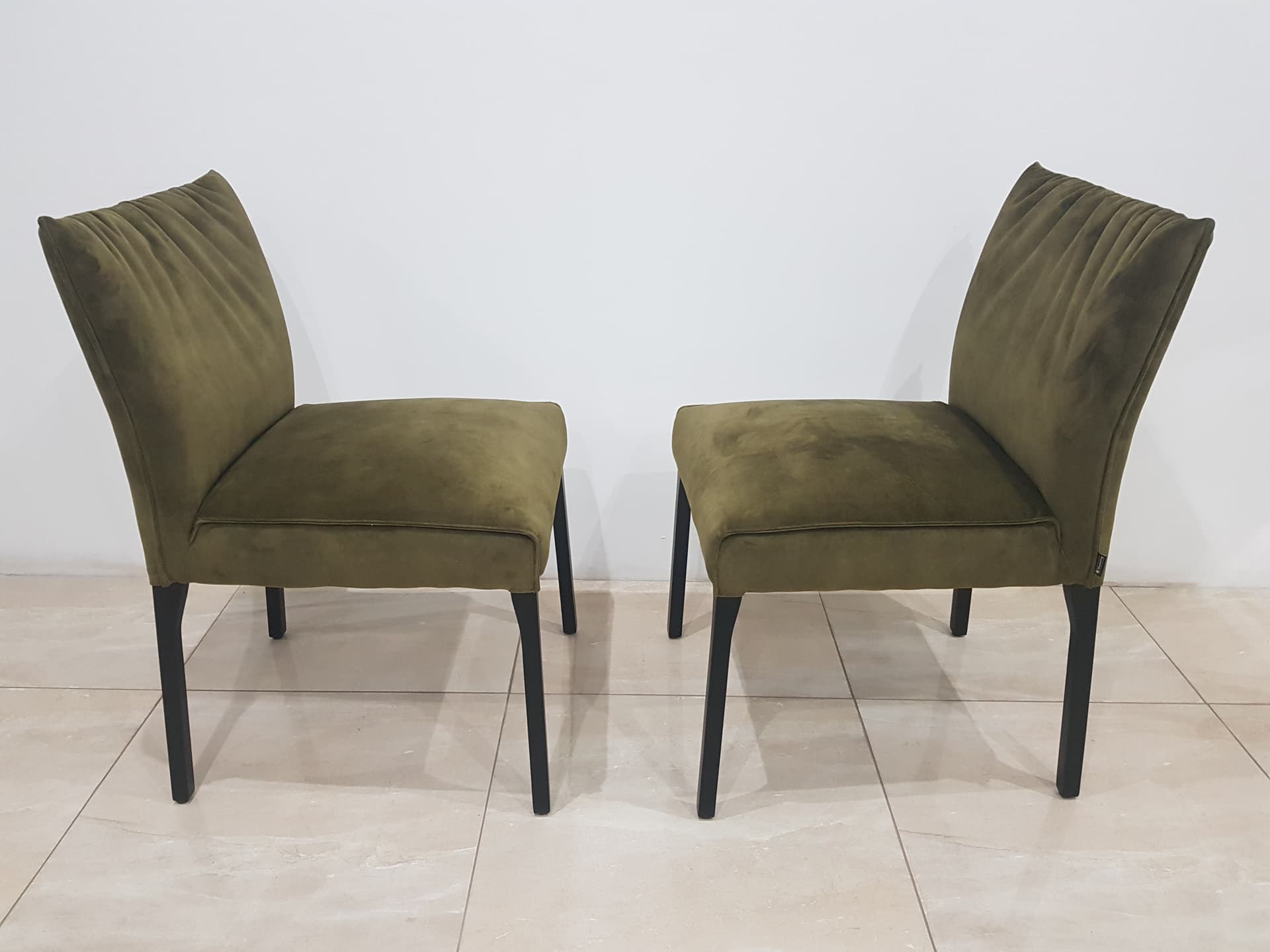 Pair of chairs, Musterring, green velvet, black steel, Musterring - 346114