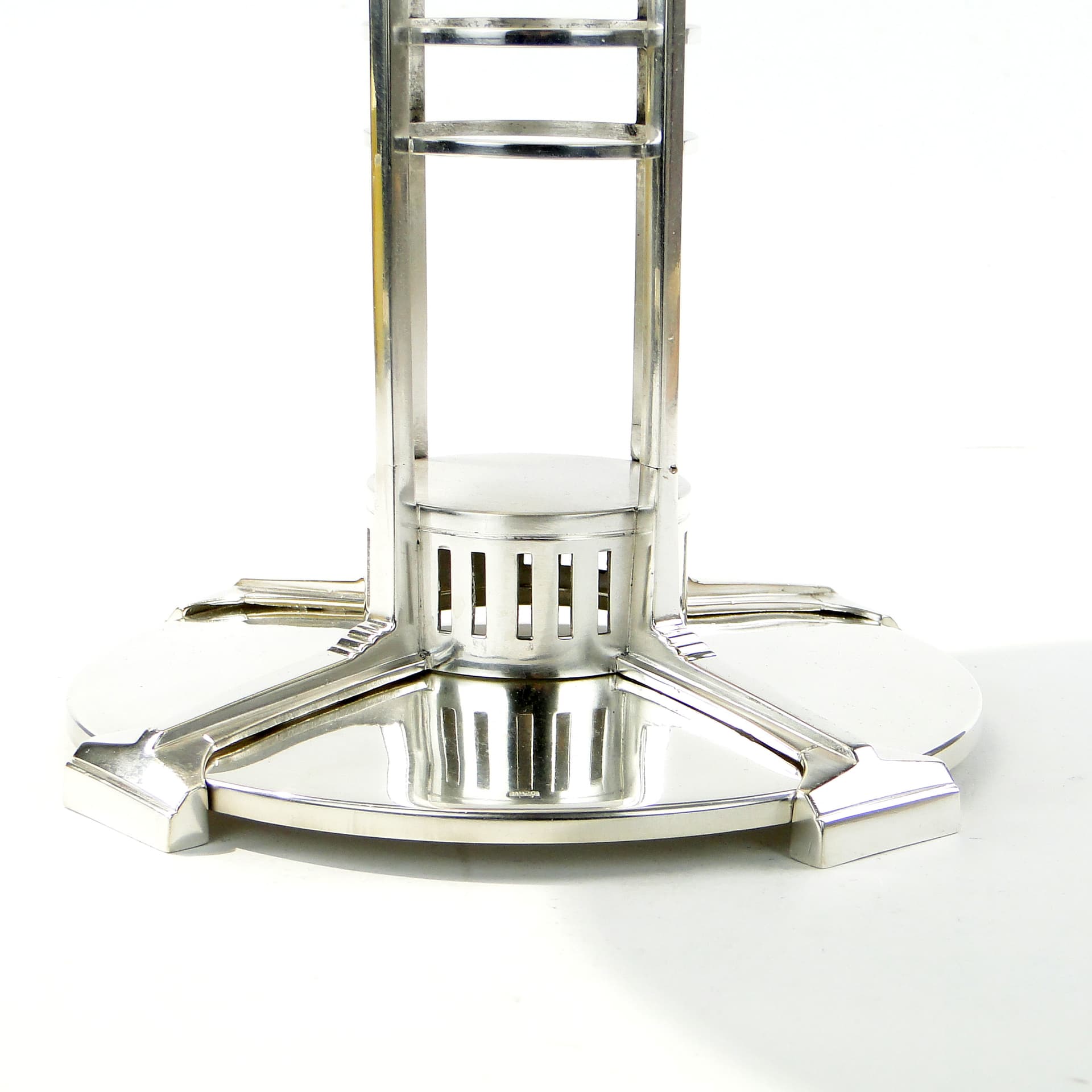 Centerpiece, silver-plated brass, transparent glass, Albrecht & Tich, Austria, 1920s. - 346130