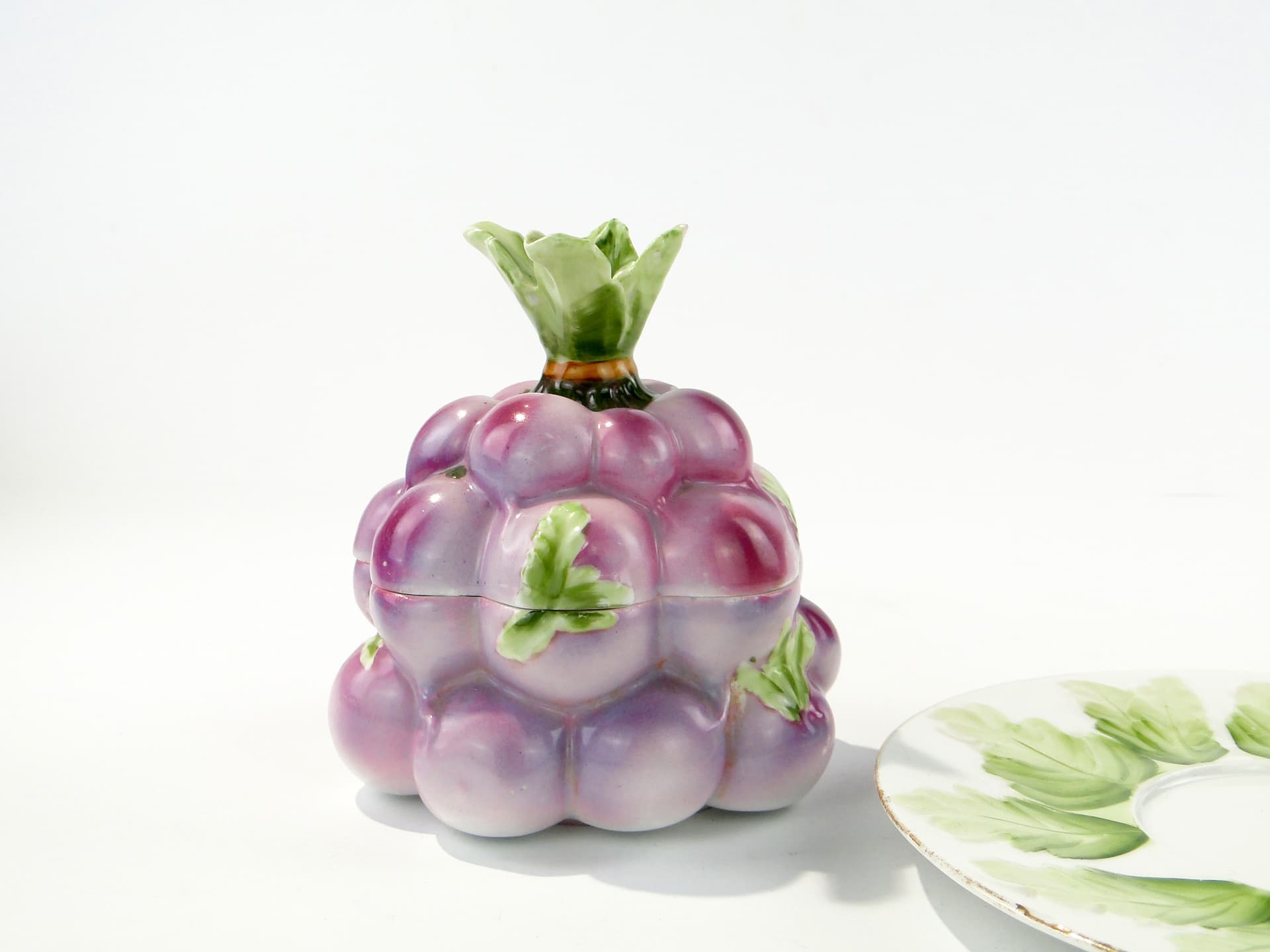 Porcelain container, Dulevo, purple white green gold, Russia, 1890s - 346191
