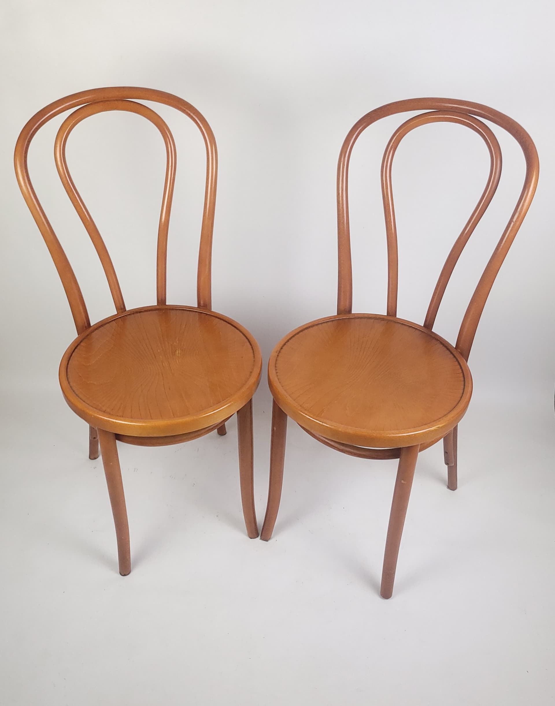 Pair of bentwood chairs, brown wood, 1970s. - 346216
