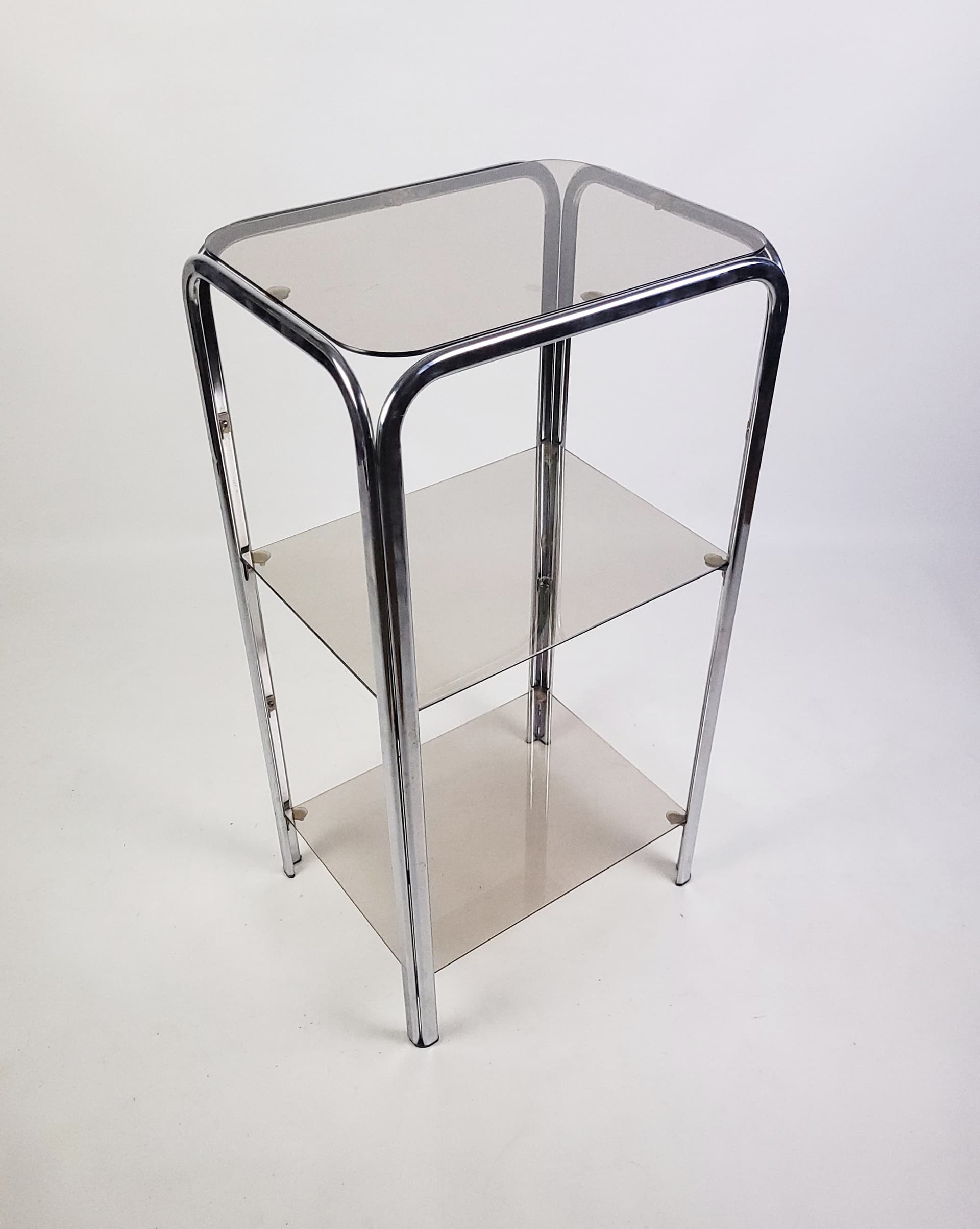 Shelving unit, chrome, smoked glass, 1970s. - 346260