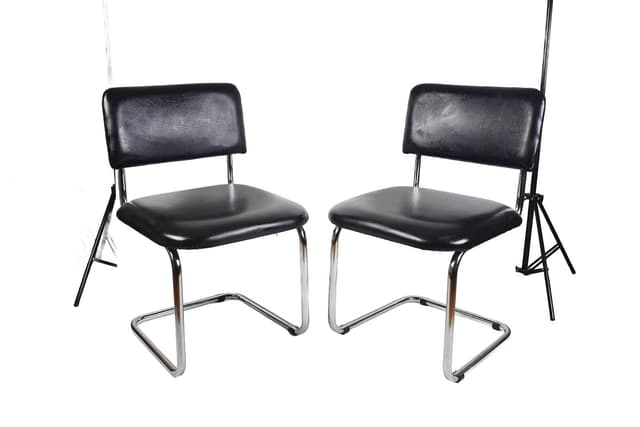 Pair of cantilever chairs, black faux leather, chromed steel, 1970s - DIMENSION