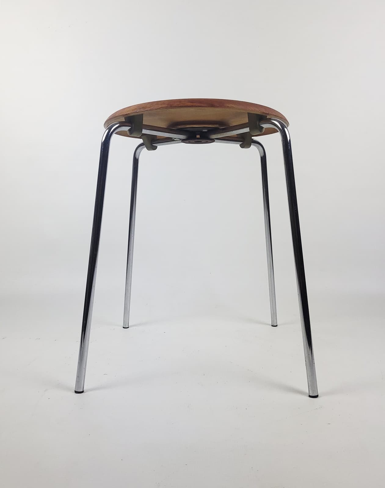 Stool Dot, brown plywood, chrome steel, by A. Jacobsen, Fritz Hansen, Denmark, 1970s. - 346348