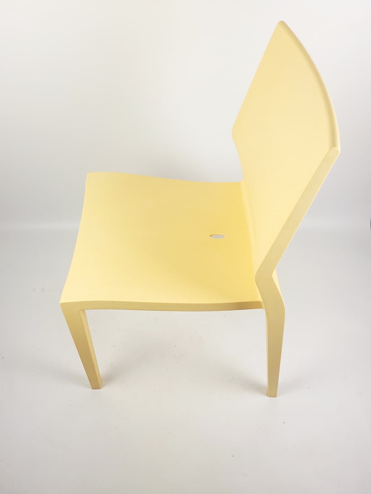 Pair of chairs Effezeta, beige plastic, Italy, 1980s. - 346405