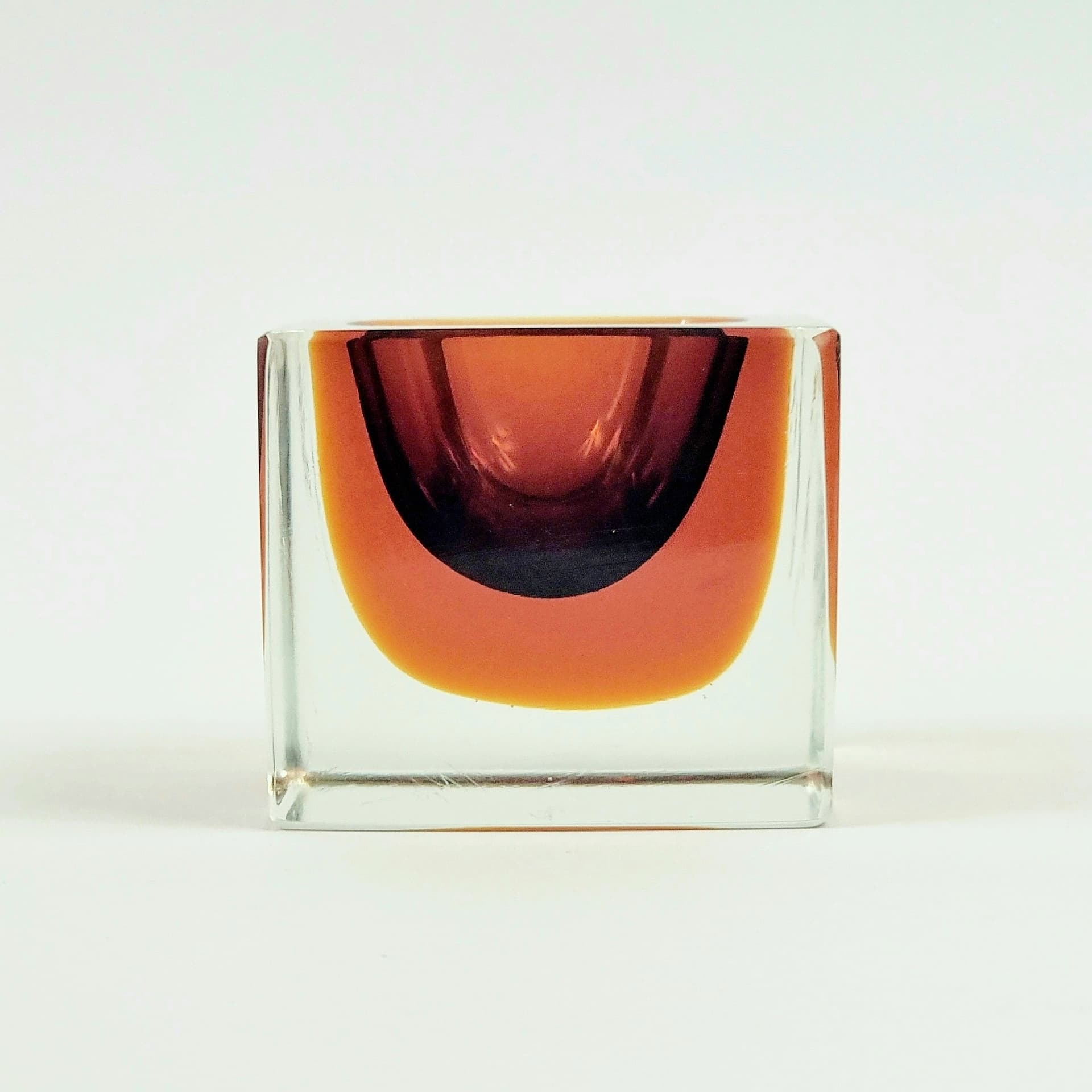 Ashtray Murano, burgundy orange transparent glass, Italy, 1970s. - 346454