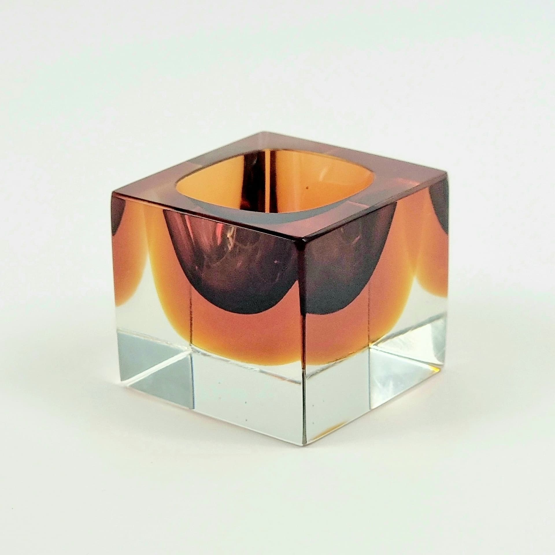 Ashtray Murano, burgundy orange transparent glass, Italy, 1970s. - 346456
