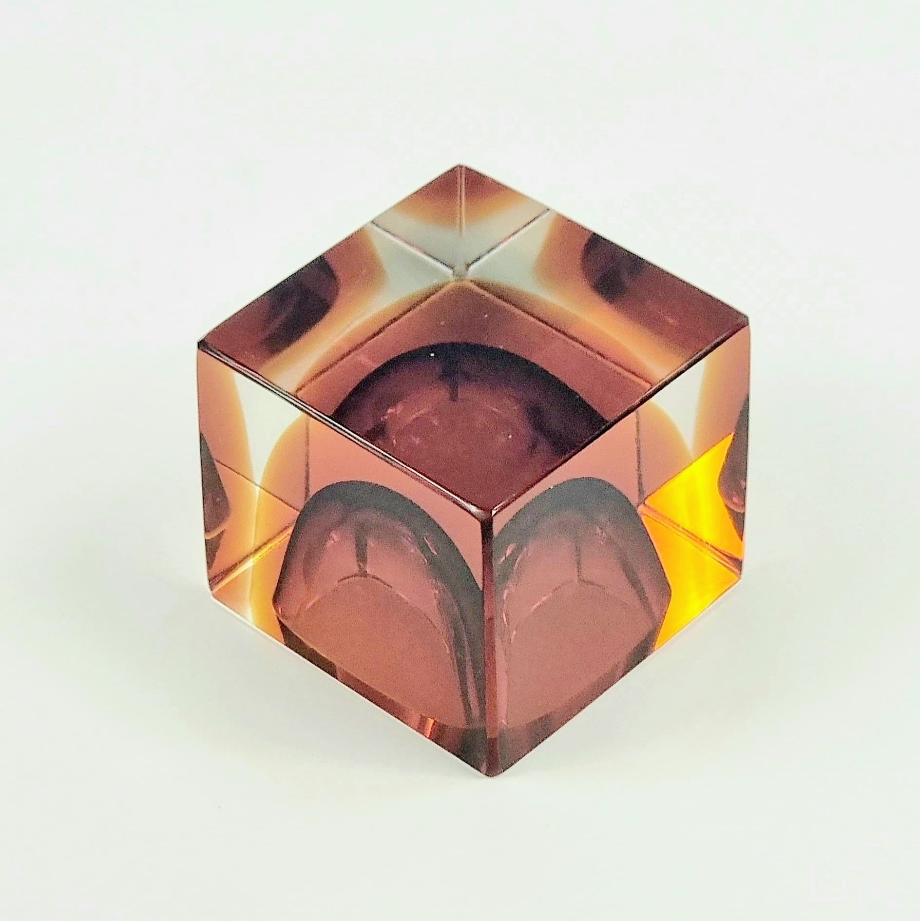 Ashtray Murano, burgundy orange transparent glass, Italy, 1970s. - 346458