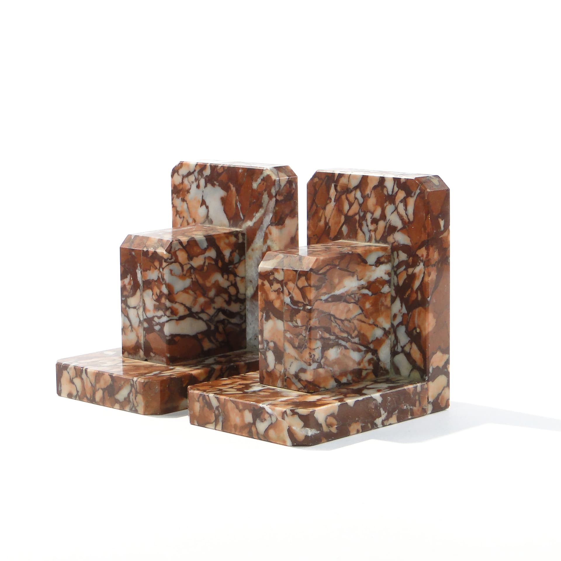 Pair of bookends Art Deco, red marble, France/Belgium, 1920s. - 346464