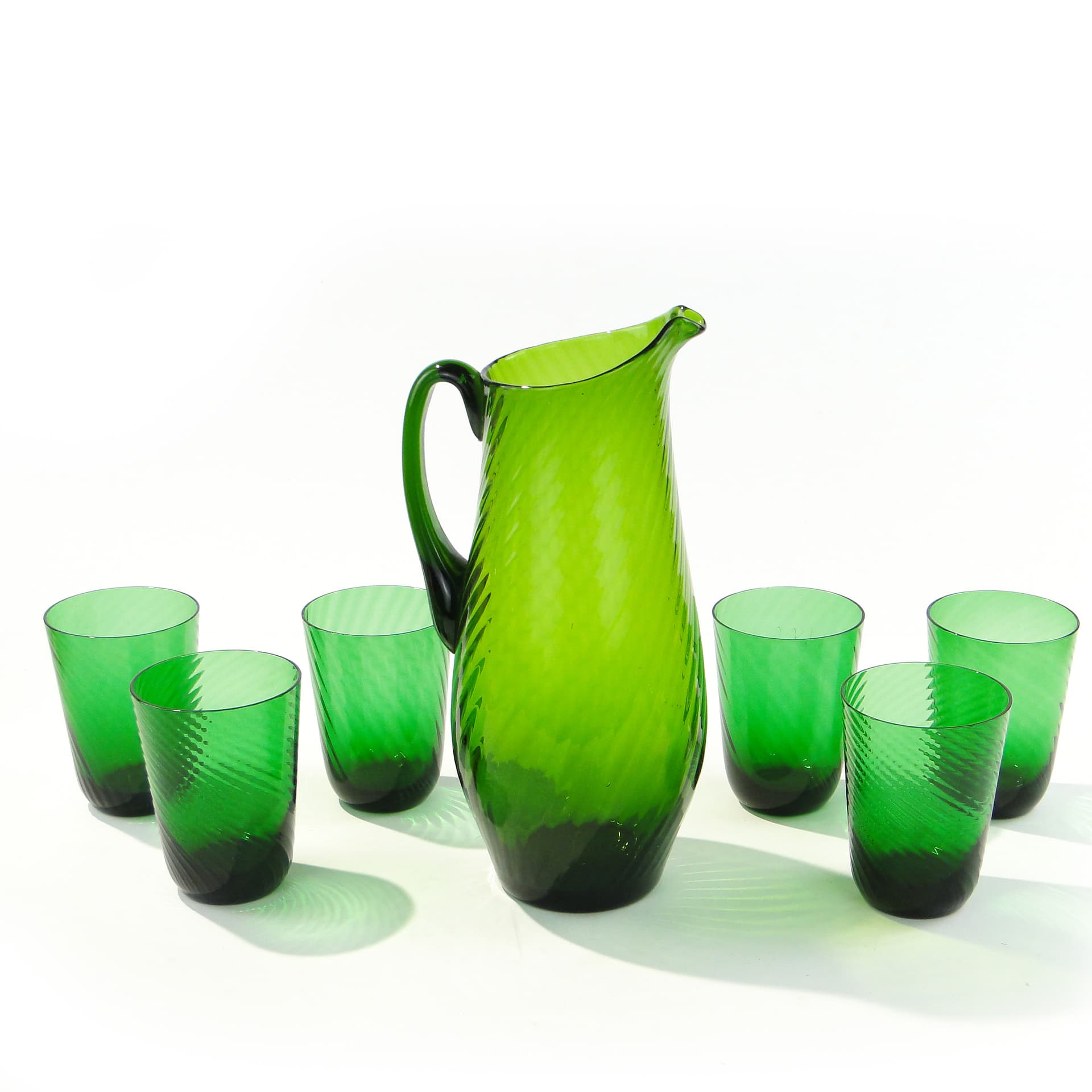 Beverage set Wir, emerald glass, by Z. Horbowy, Huta Szkła Sudety, Poland, 1970s. - 346503
