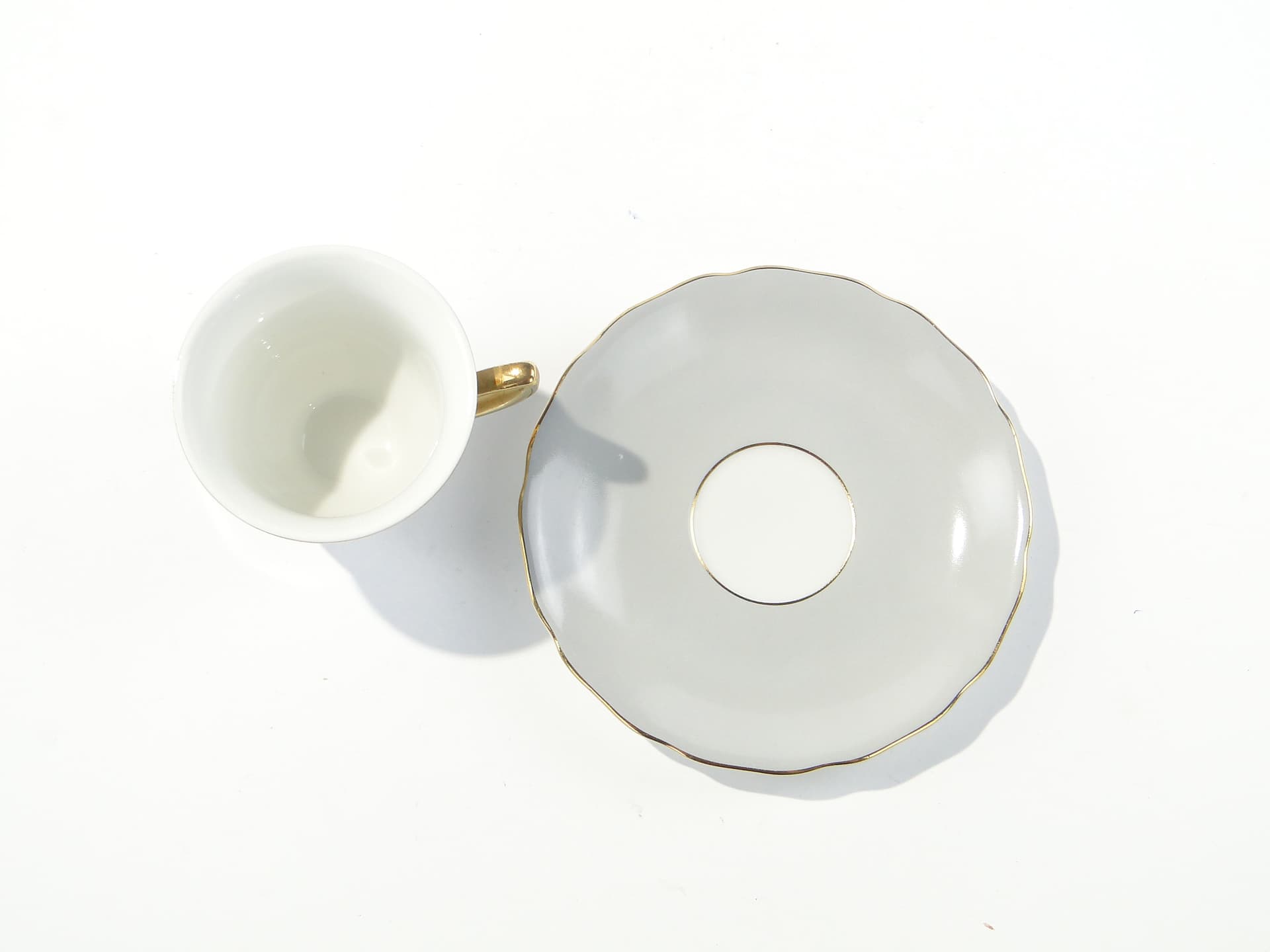 Coffee cup, white porcelain, gold, Rudolf Kämpf, Czechoslovakia, 1950s. - 346583