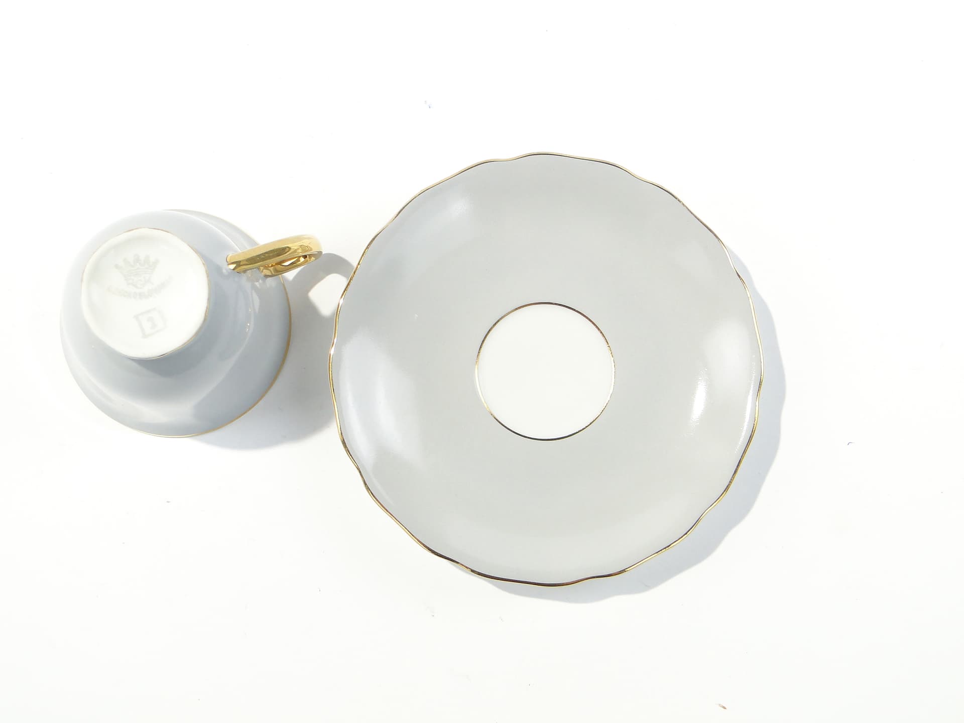 Coffee cup, white porcelain, gold, Rudolf Kämpf, Czechoslovakia, 1950s. - 346584