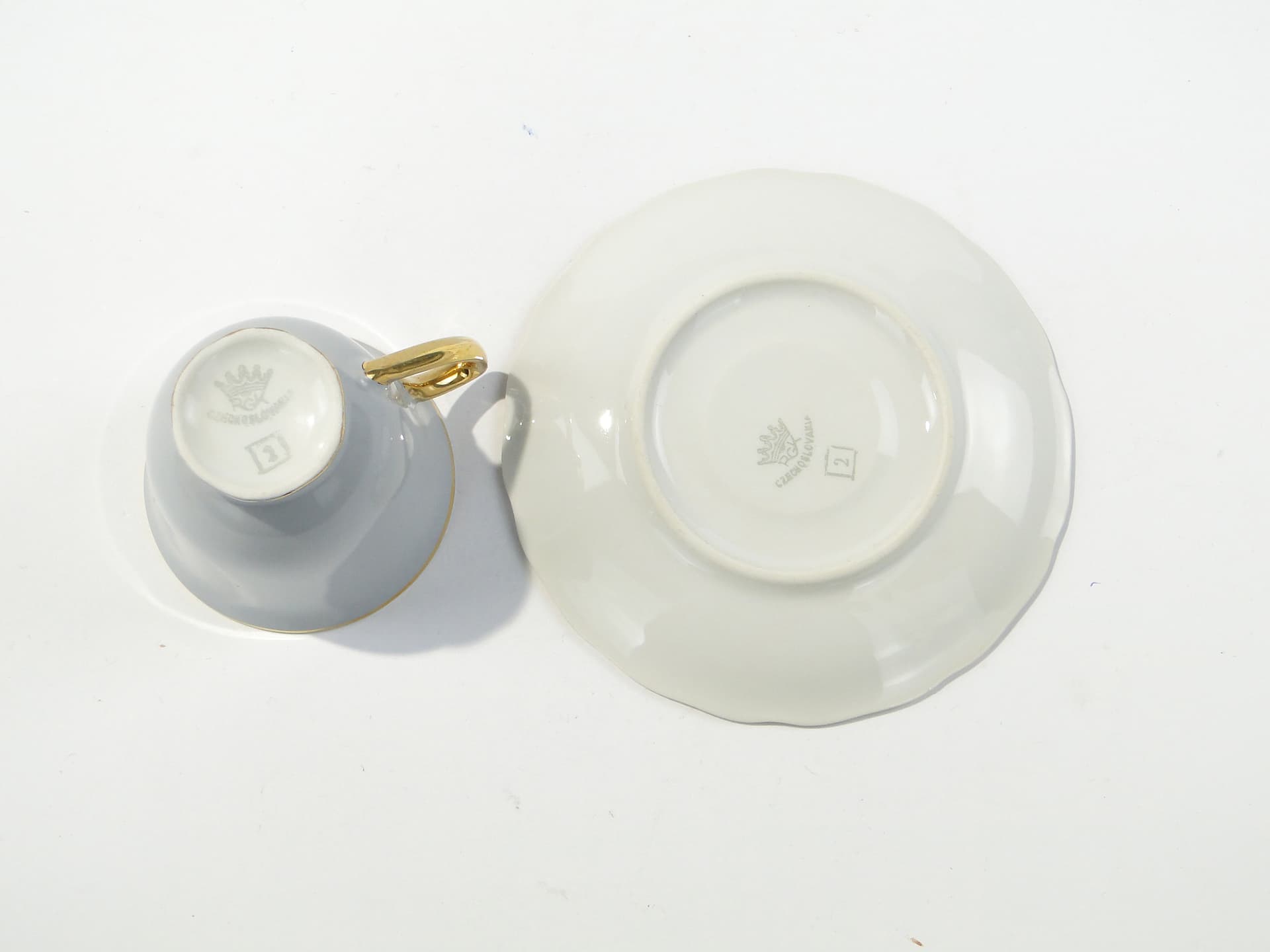 Coffee cup, white porcelain, gold, Rudolf Kämpf, Czechoslovakia, 1950s. - 346585
