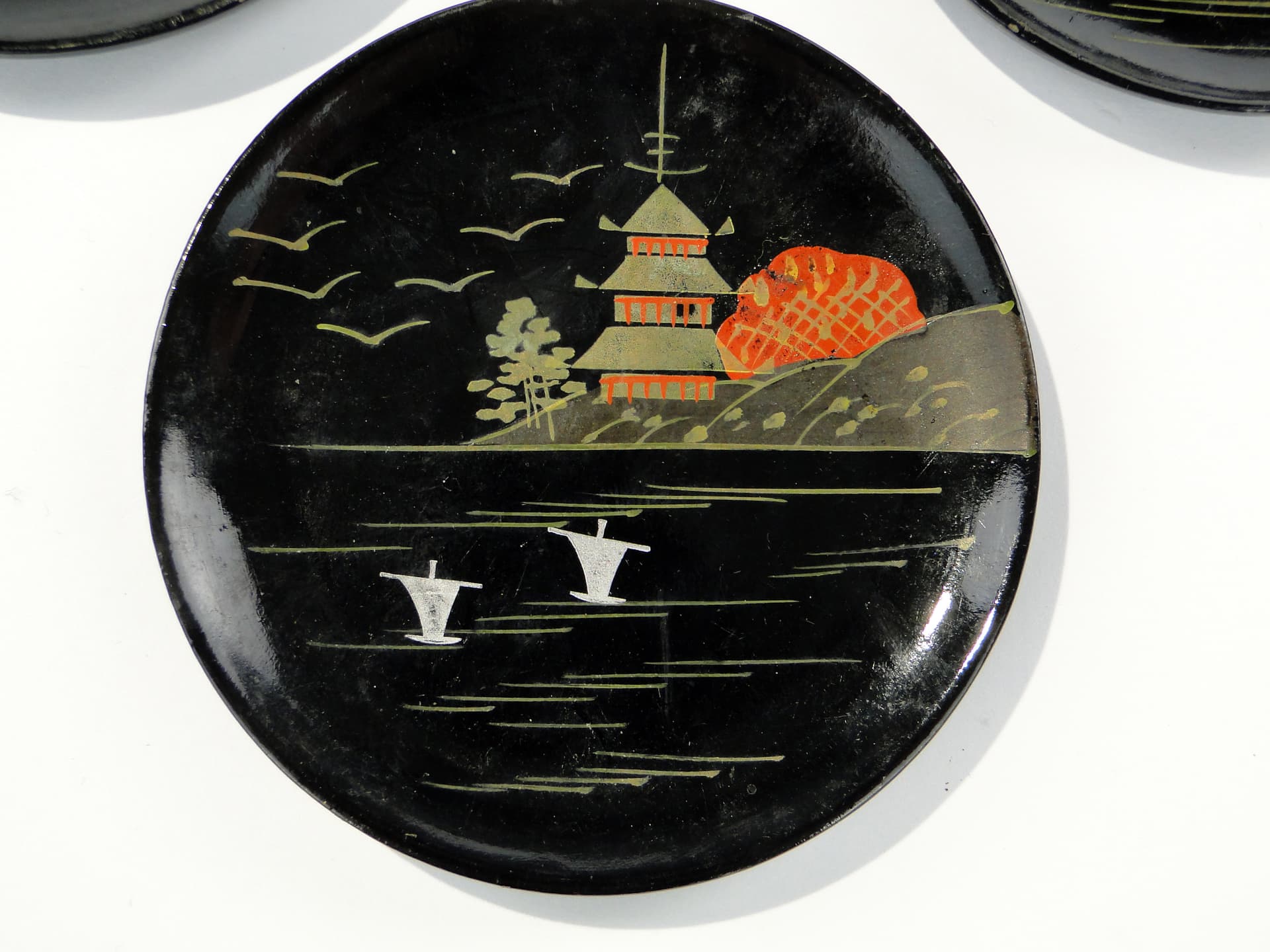 Sweet serving set Kashiki-setto, burgundy lacquer, wood, Japan, 1950s. - 346611