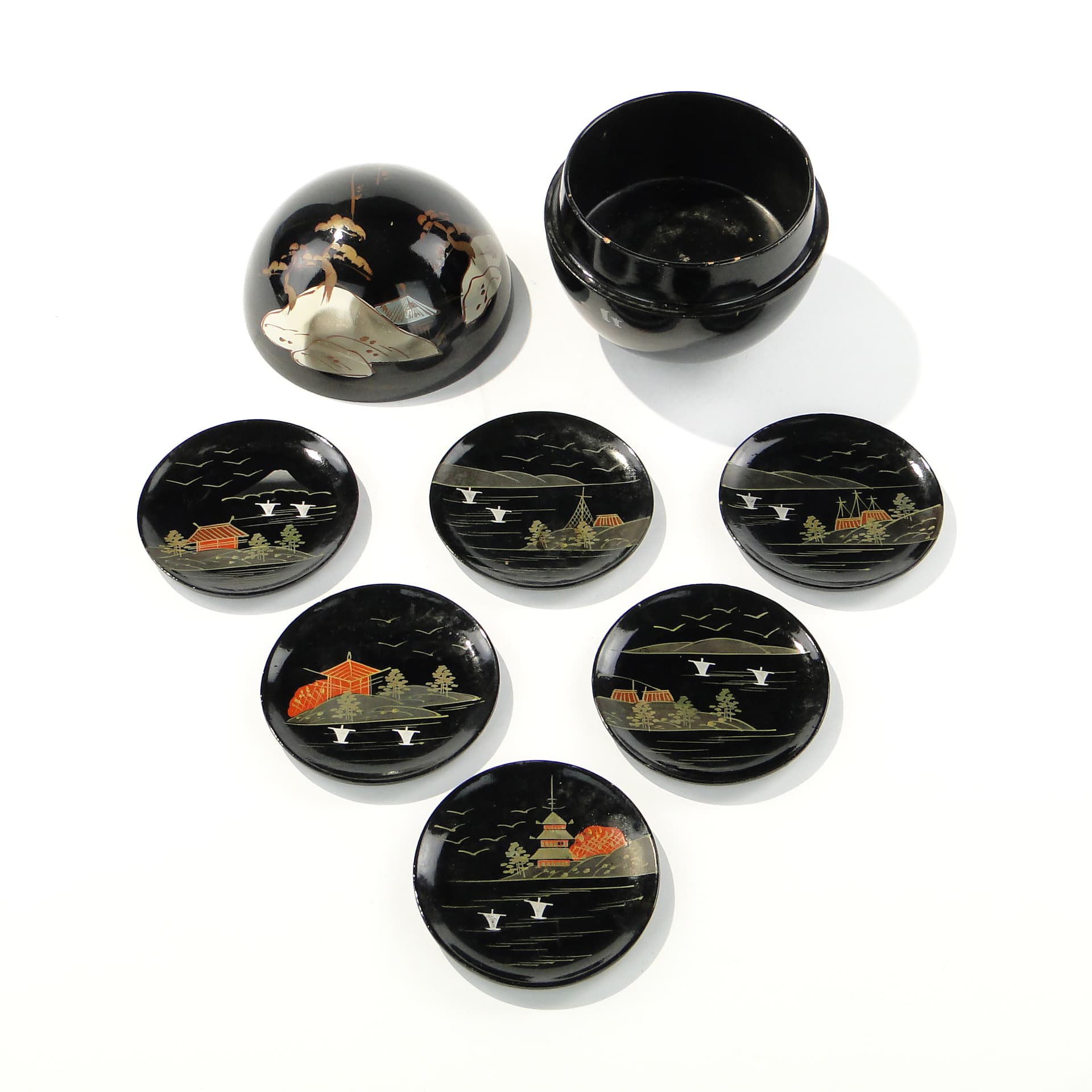 Sweet serving set Kashiki-setto, burgundy lacquer, wood, Japan, 1950s.