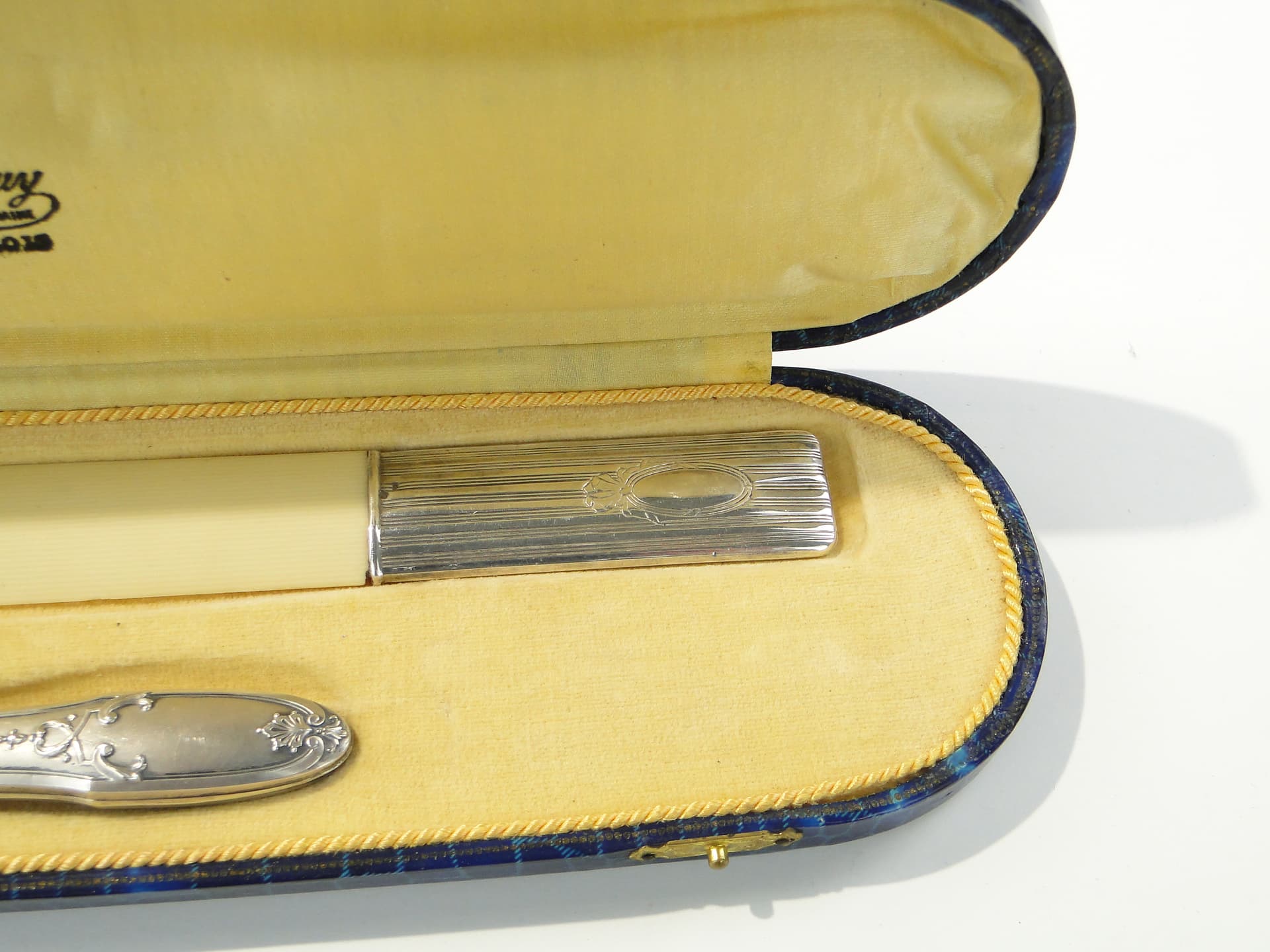 Zestaw gabinetowy Belle Époque, srebro, celuloid kremowy, S.T. Dupont, Francja, początek XX wieku - 346802