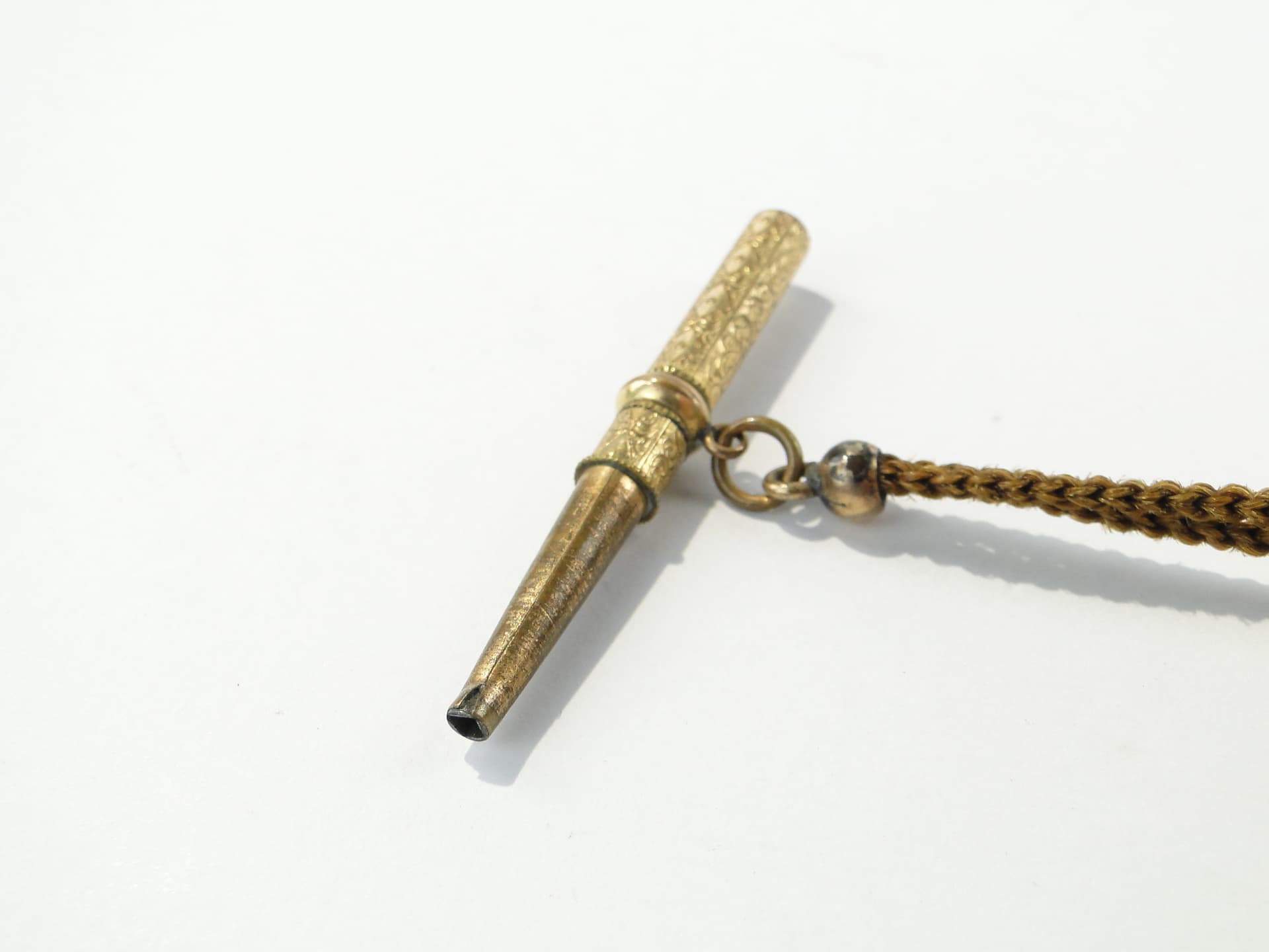 Pocket watch key with fob, gilt brass, human hair, Europe, 19th century - 346814