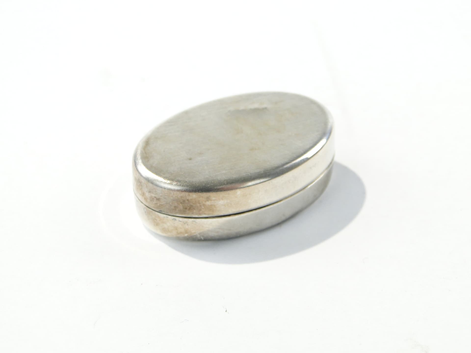 Elliptical pillbox, silver, Italy, 1970s - 346819