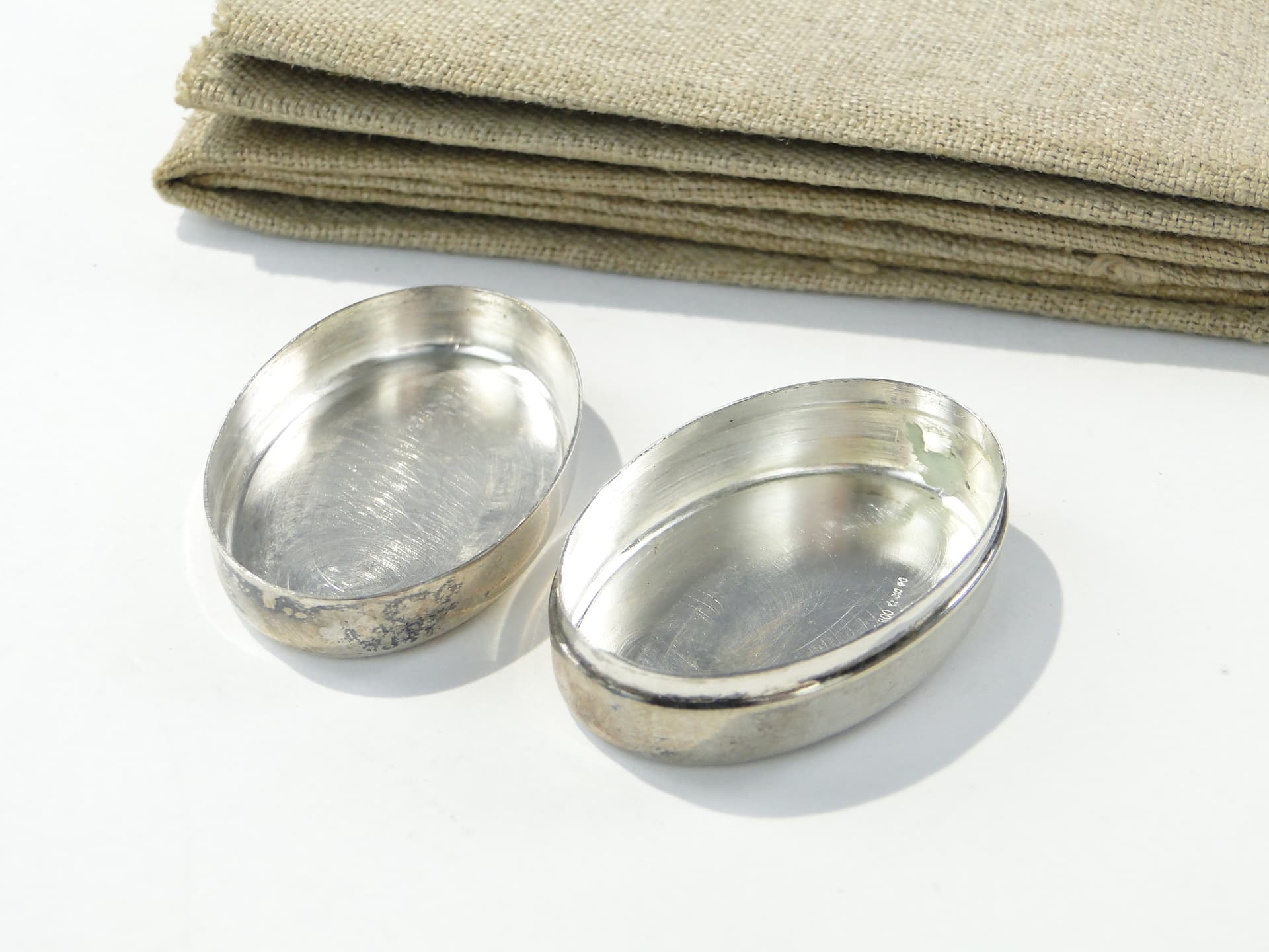 Elliptical pillbox, silver, Italy, 1970s - 346824