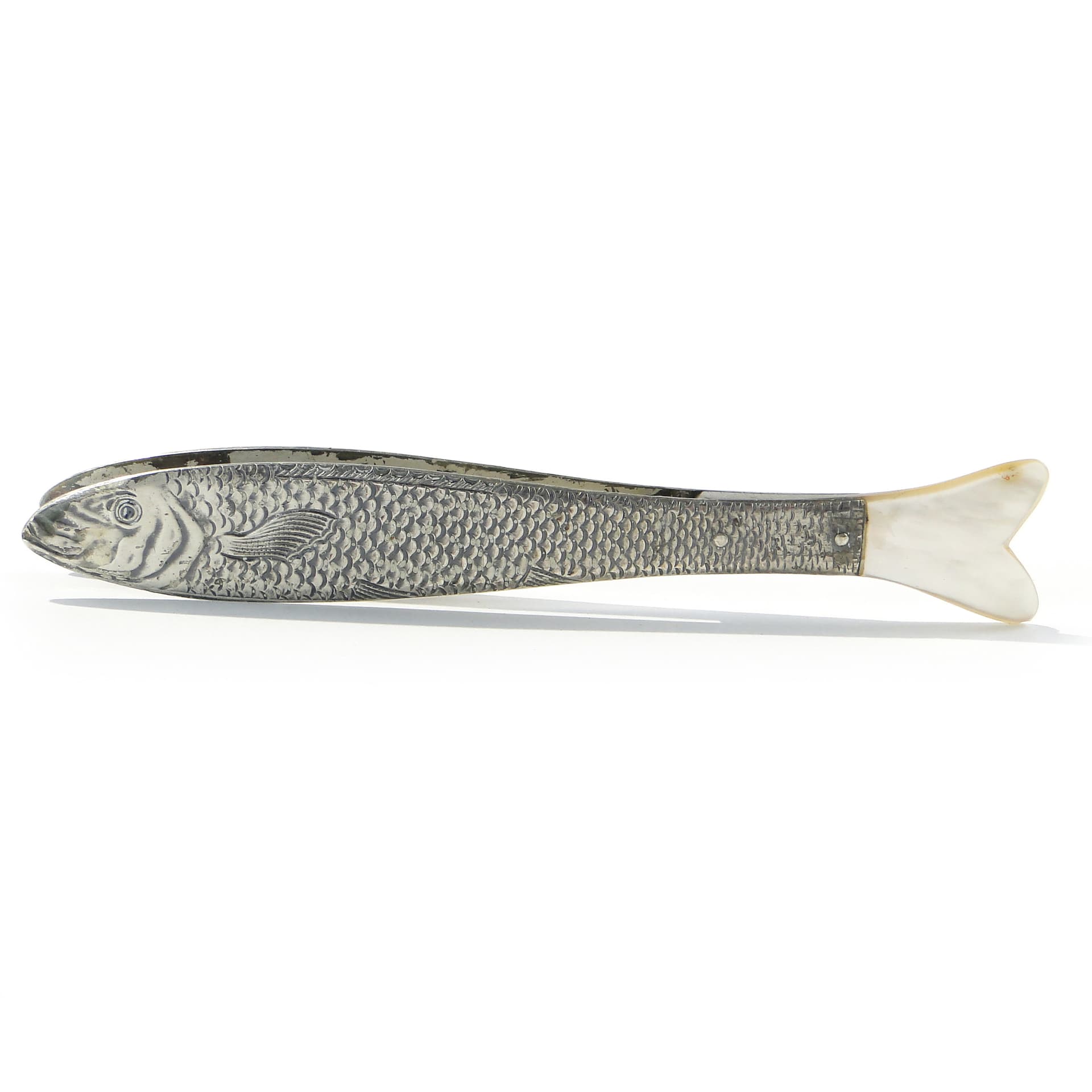 Fish Bone Tweezer, silver-plated brass, mother-of-pearl, Germany, turn of the 19th and 20th centuries - 347071