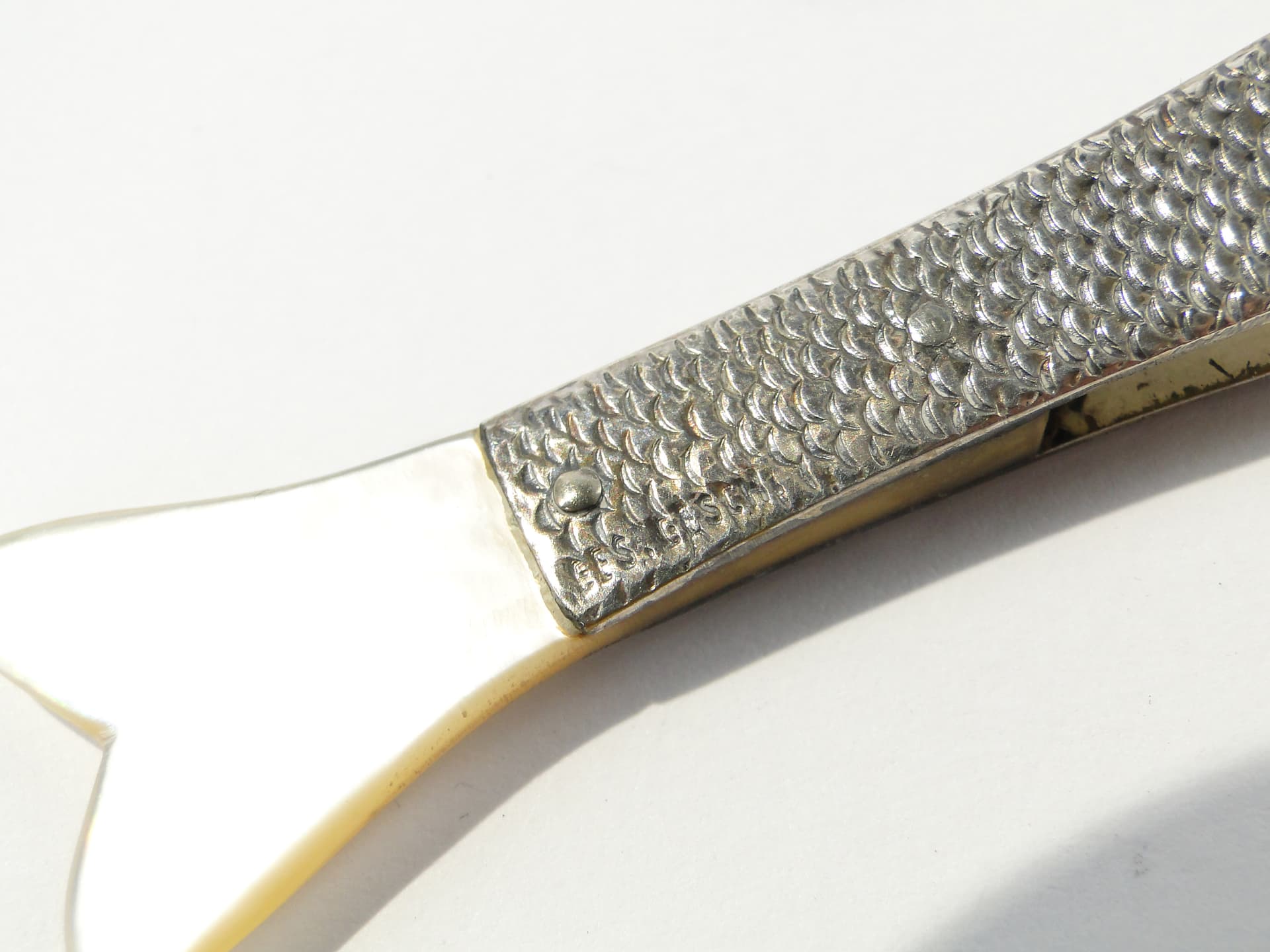 Fish Bone Tweezer, silver-plated brass, mother-of-pearl, Germany, turn of the 19th and 20th centuries - 347075